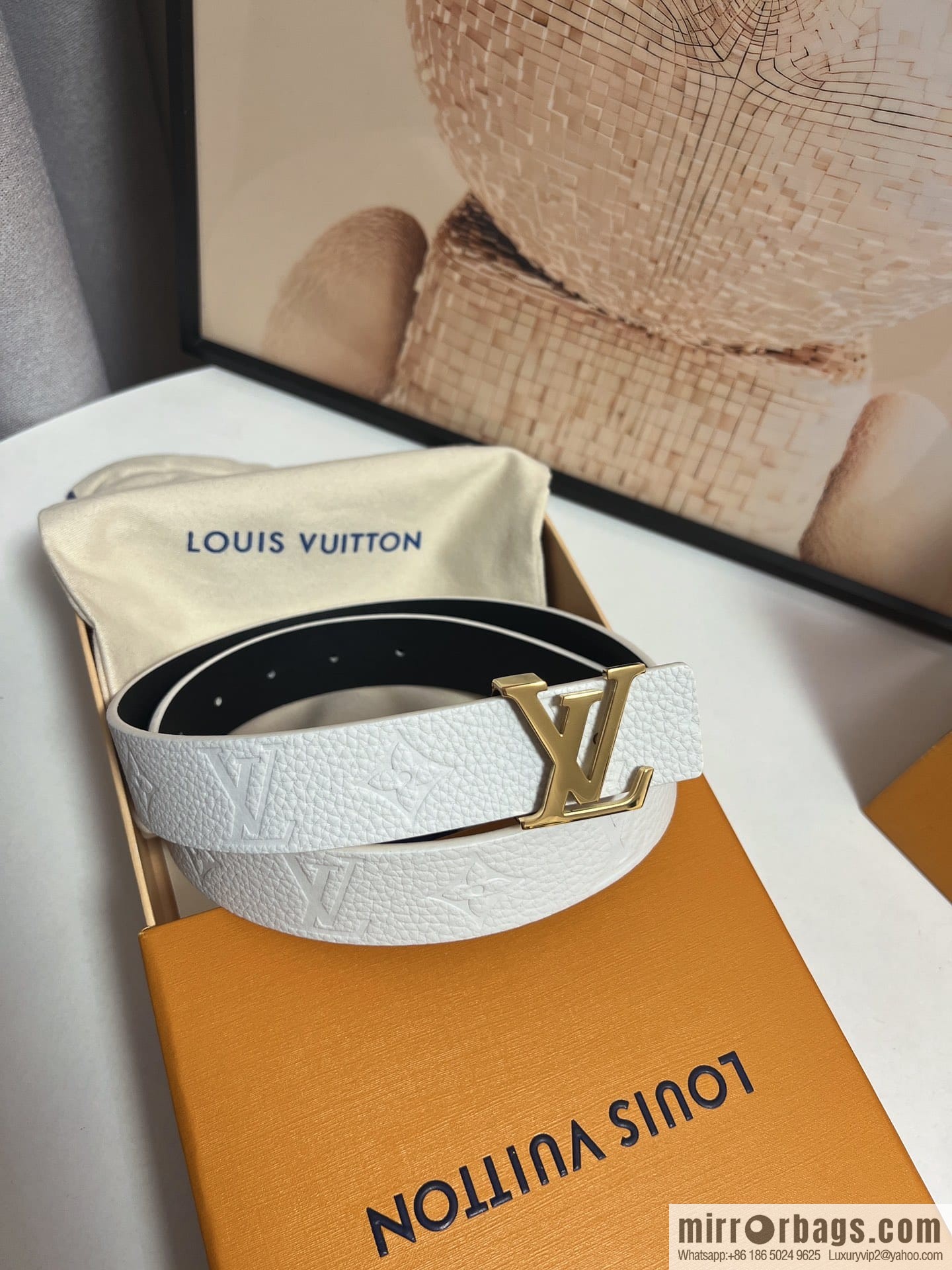 Louis Vuitton, women's double-sided belt 30mm