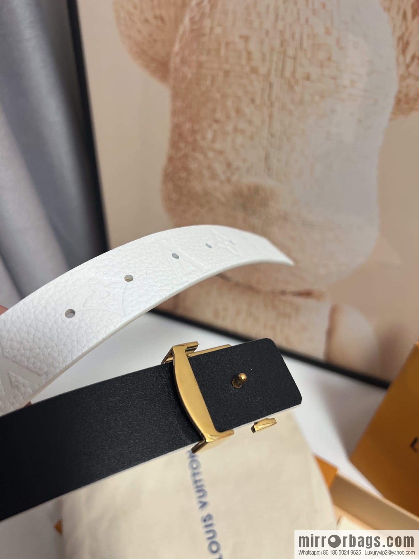 Louis Vuitton, women's double-sided belt 30mm