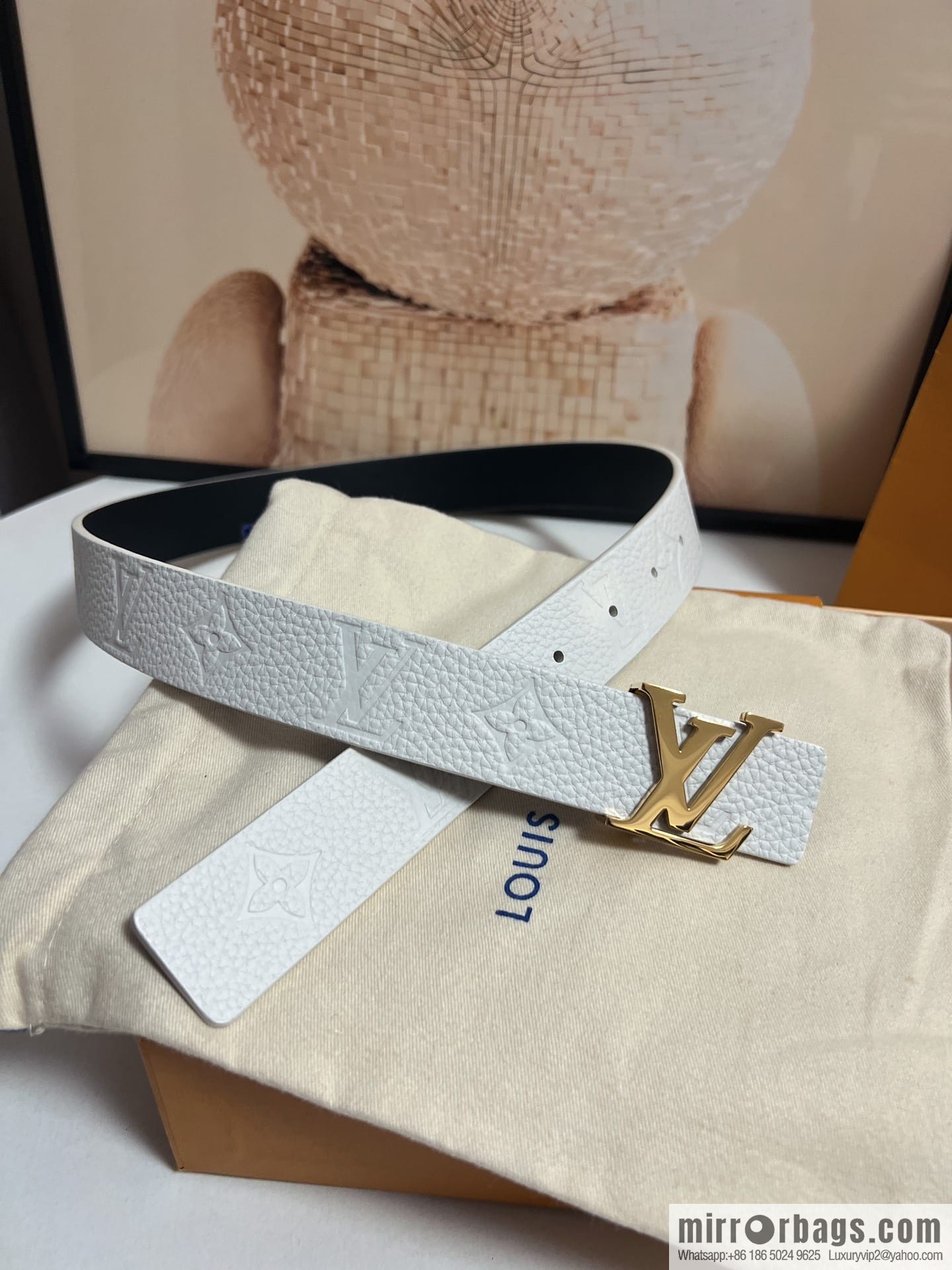 Louis Vuitton, women's double-sided belt 30mm