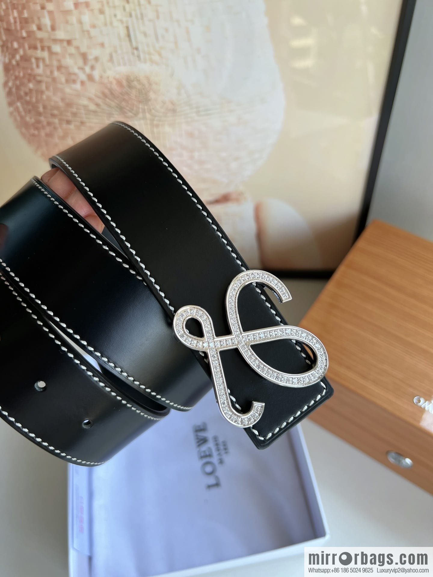Loewe stainless steel logo inlaid diamond buckle combined with the first layer of cowhide double-sided external boutique belt 3.8cm