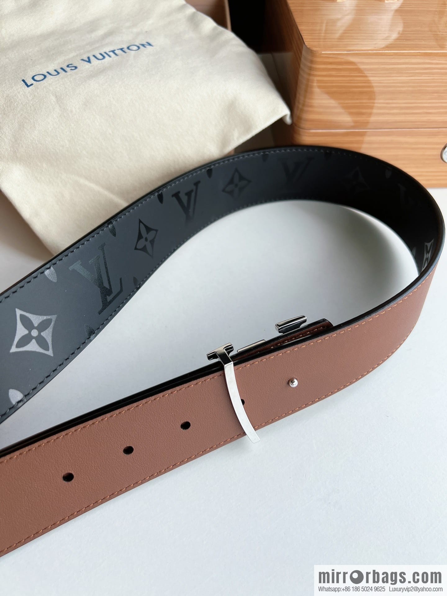 LV/Louis Vuitton, black flower men's double-sided PYRAMIDE calfskin brown belt