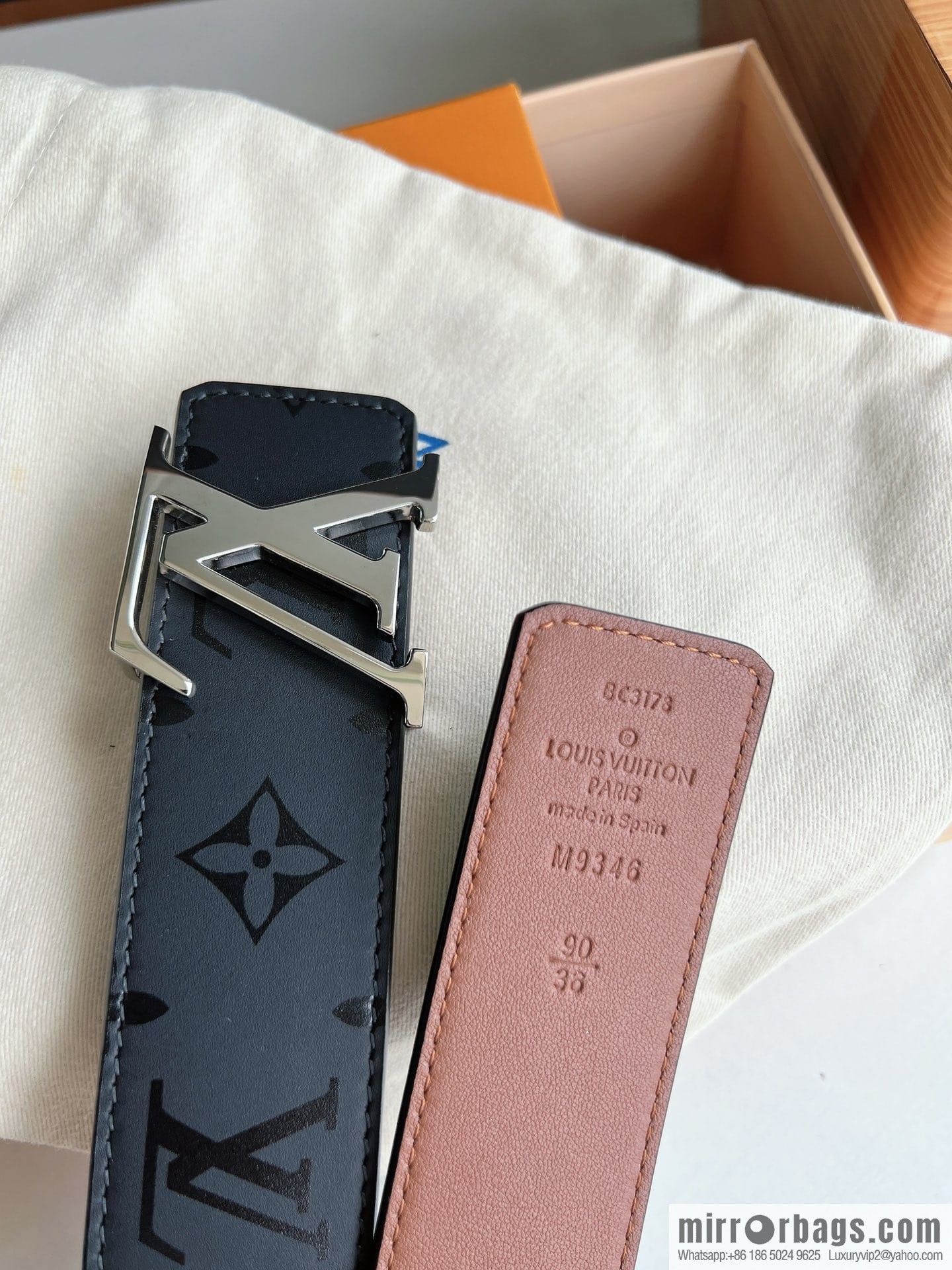 LV/Louis Vuitton, black flower men's double-sided PYRAMIDE calfskin brown belt