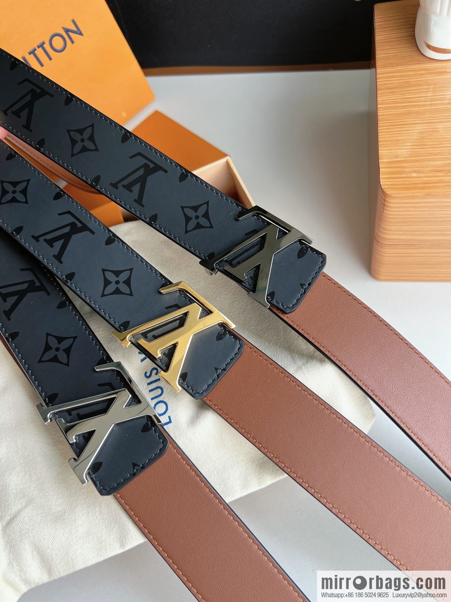 LV/Louis Vuitton, black flower men's double-sided PYRAMIDE calfskin brown belt