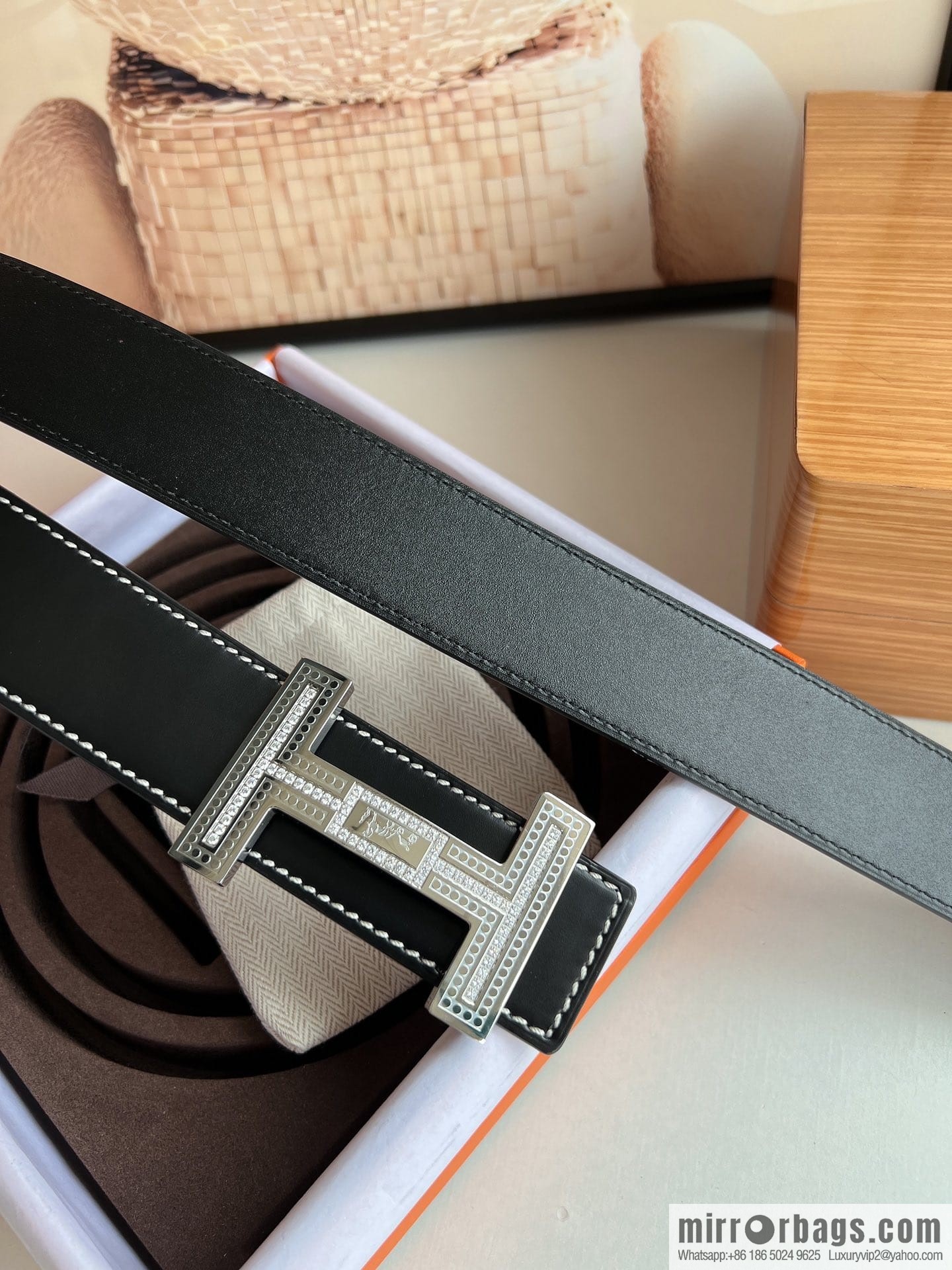 Hermes Hermes, stainless steel inlaid diamond metal buckle with first layer cowhide double-sided men's 3.8cm belt
