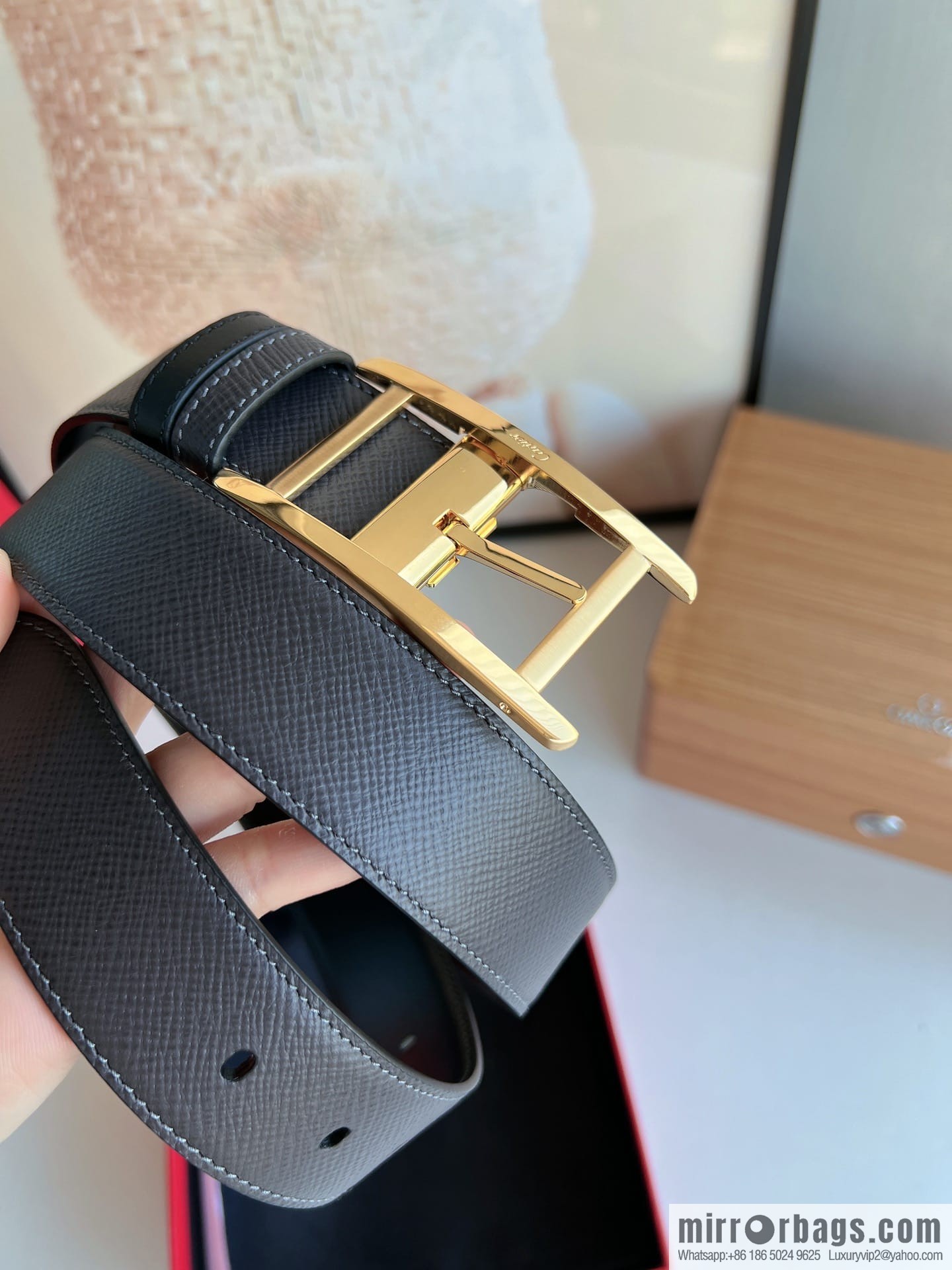 Cartier, double-sided men's belt in textured grey cowhide