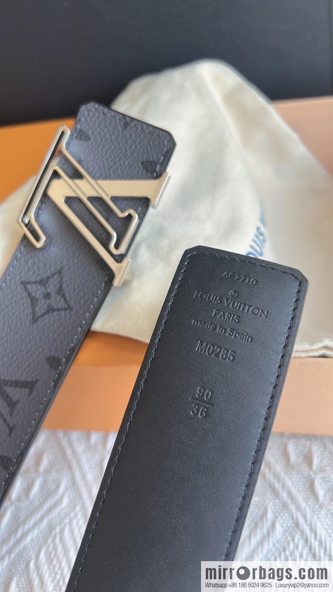 LV/Louis Vuitton, Classic Monogram Dove Double Sided Belt 4.0cm