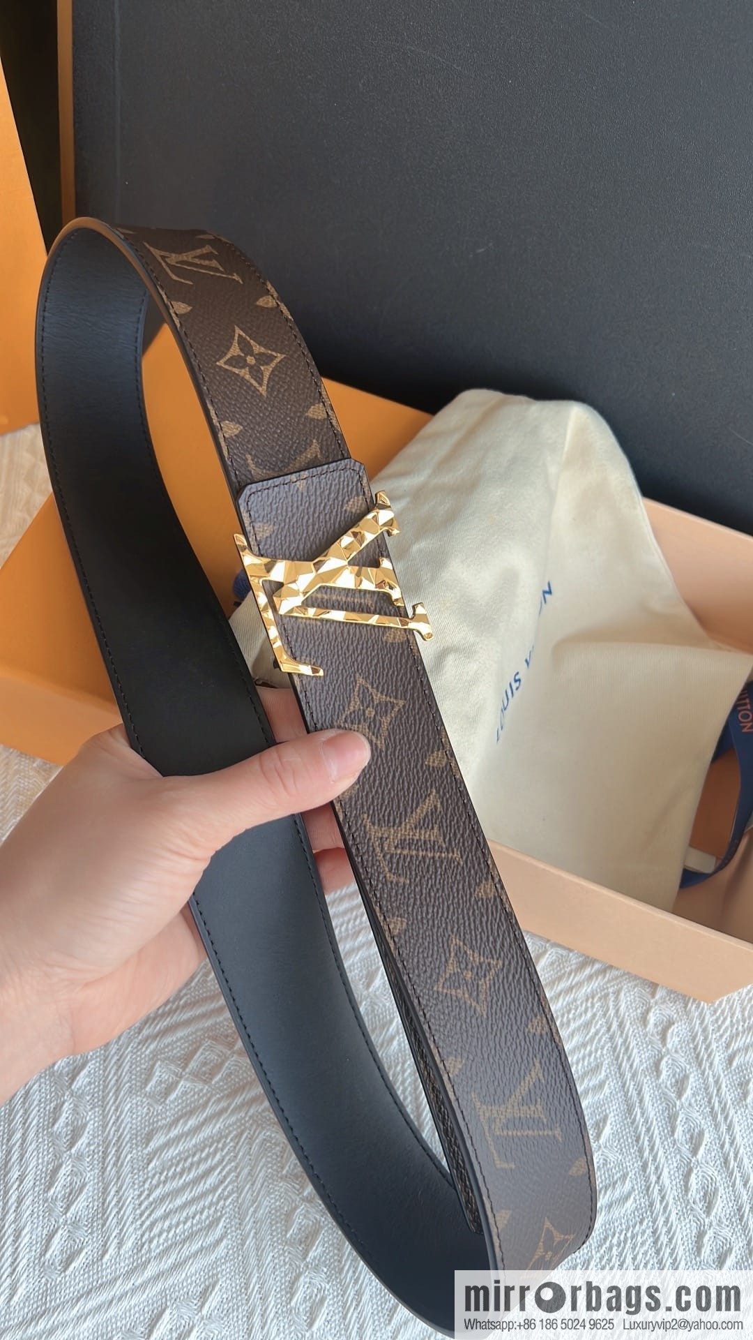 LV/Louis Vuitton, Classic Monogram Dove Double Sided Belt 4.0cm