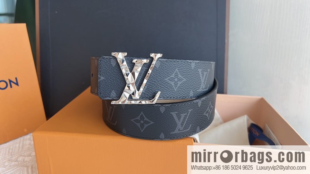 LV/Louis Vuitton, Classic Monogram Dove Double Sided Belt 4.0cm