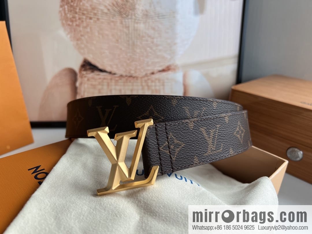 LV/Louis Vuitton LV PYRAMIDE 40 mm belt