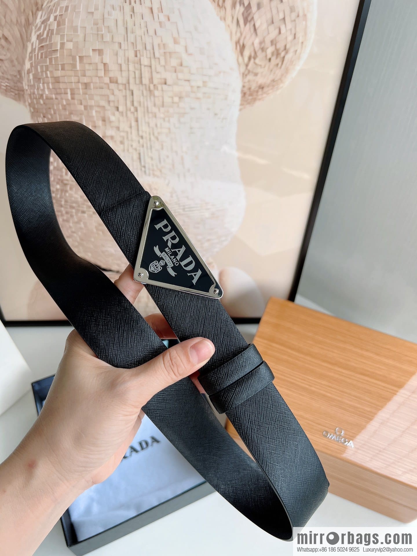 Prada, men's logo metal buckle cowhide belt width: 3.5cm
