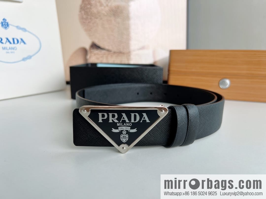Prada, men's logo metal buckle cowhide belt width: 3.5cm