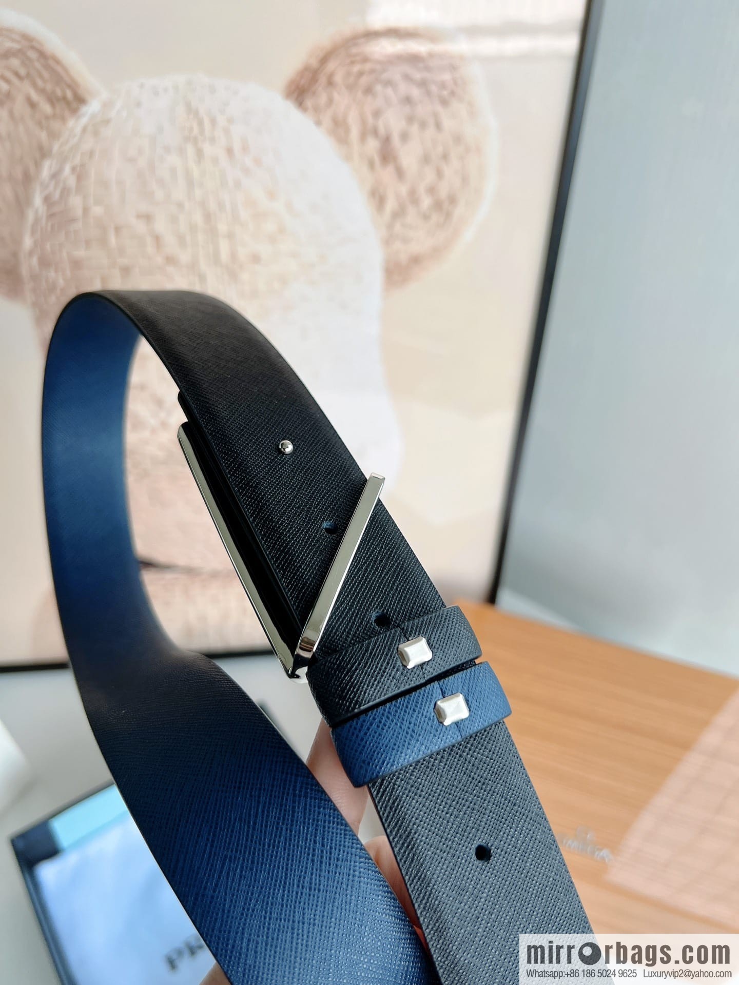 Prada, men's logo metal buckle cowhide belt width: 3.5cm