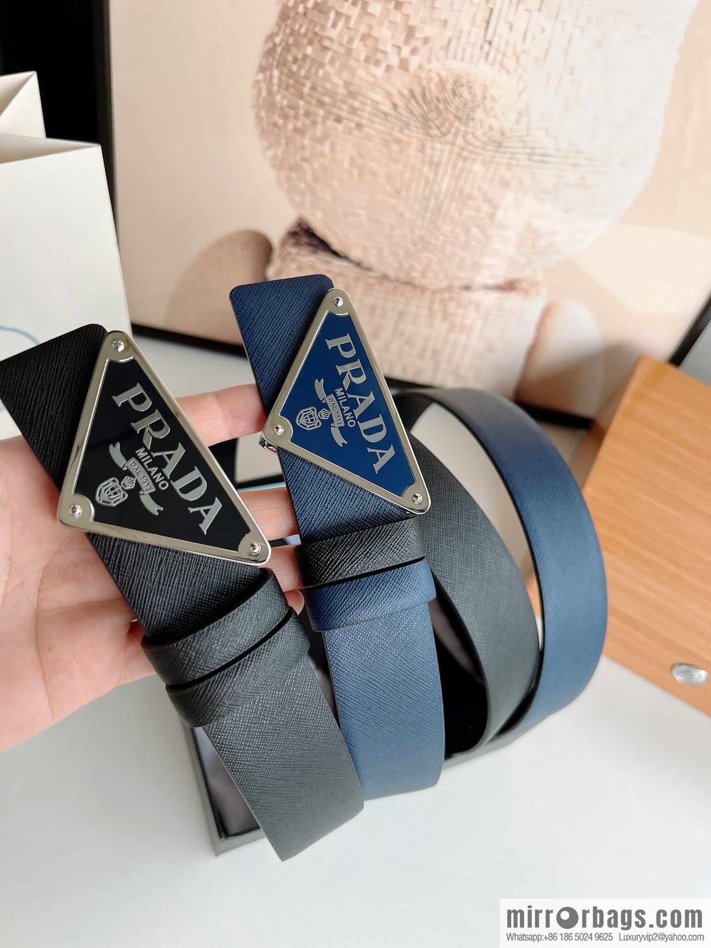 Prada, men's logo metal buckle cowhide belt width: 3.5cm