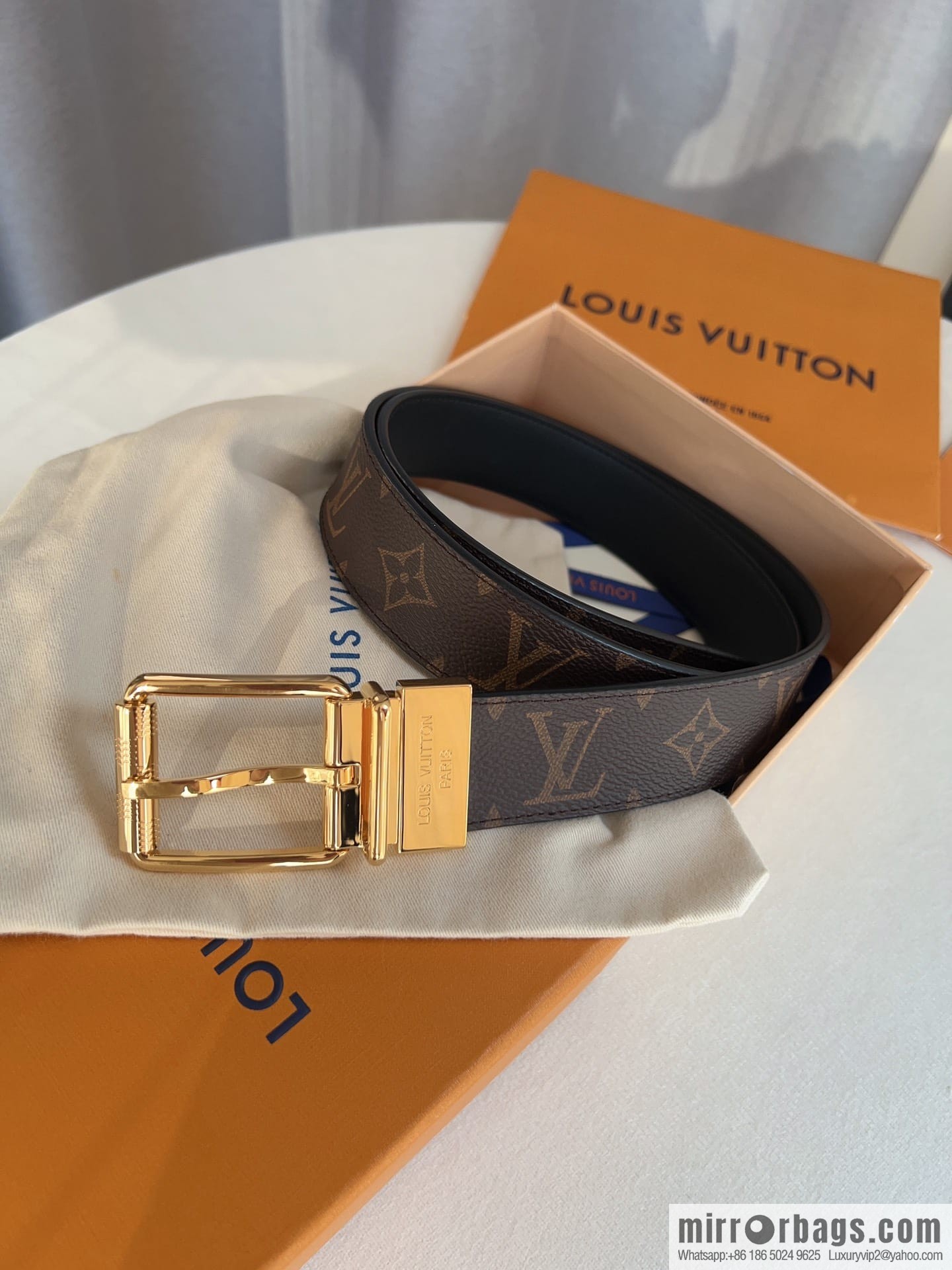 LV/Louis Vuitton, cowhide-lined men's 35mm belt