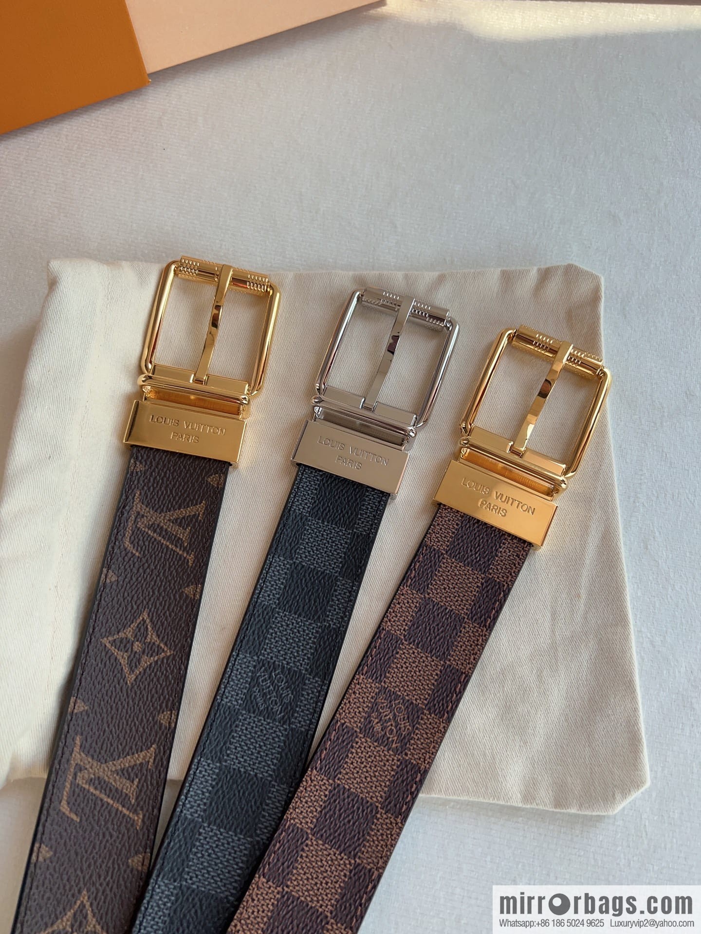 LV/Louis Vuitton, cowhide-lined men's 35mm belt
