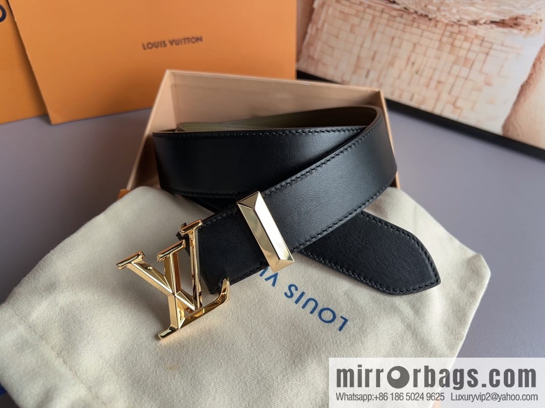 LV/Louis Vuitton, soft cowhide LV Pyramide belt