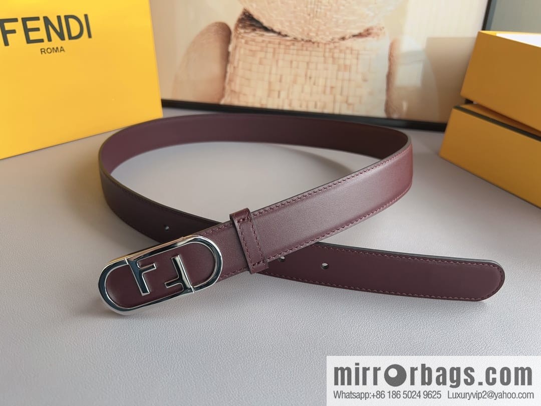 Fendi Fendi, Ladies 3.0cm Corresponds to Logo Metal Buckle Cowhide Belt