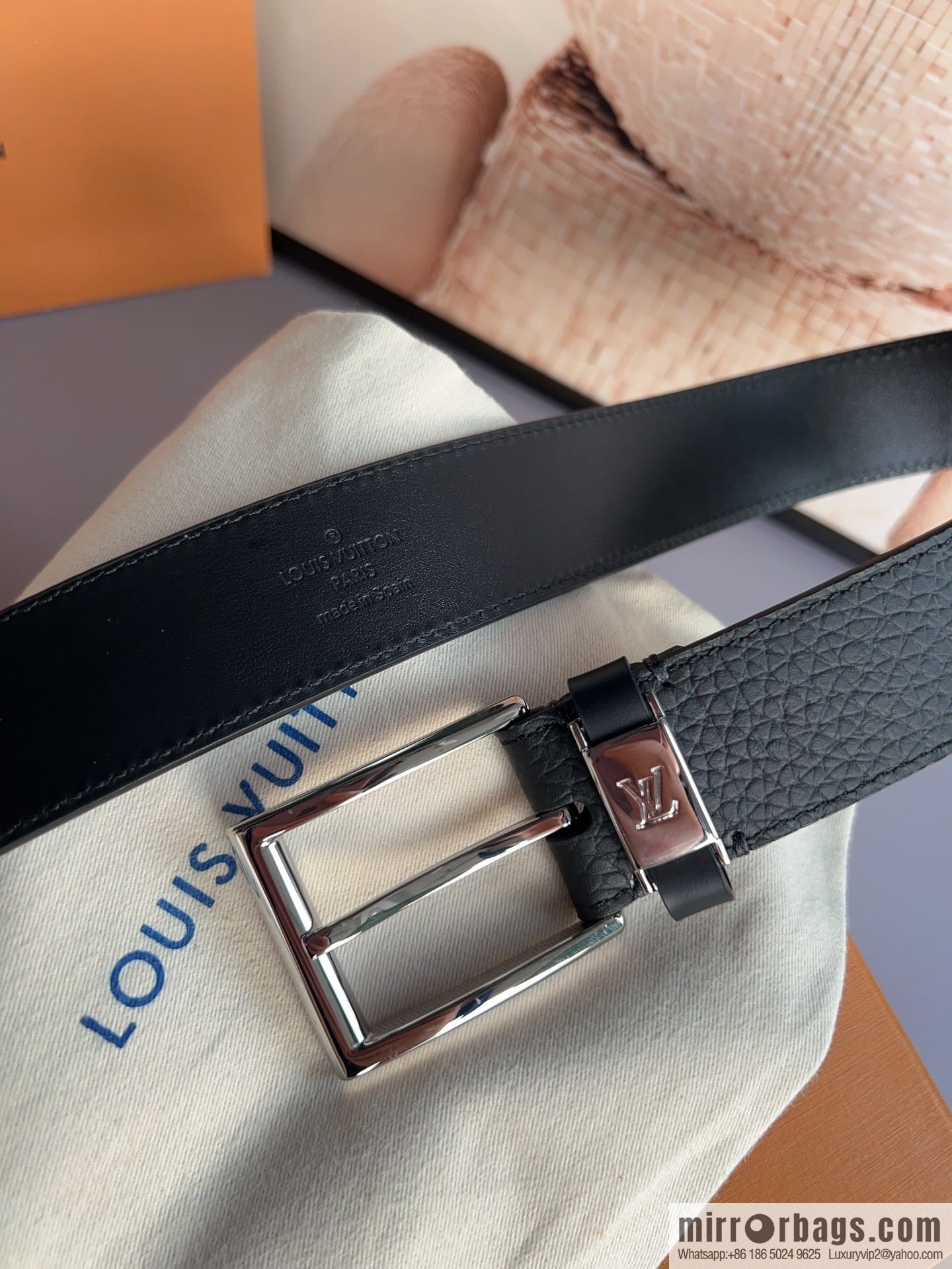 LV/Louis Vuitton, Metal Buckle Men's 35mm Vendome Belt