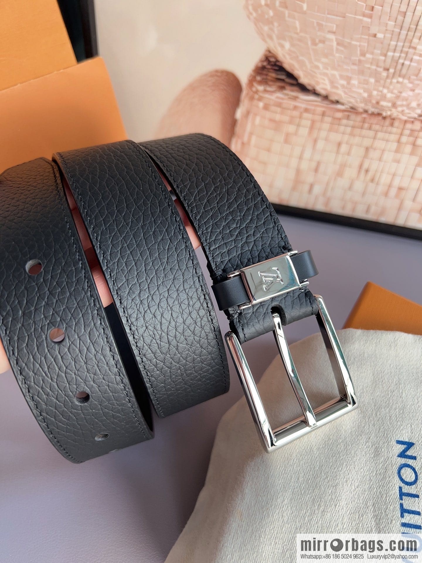 LV/Louis Vuitton, Metal Buckle Men's 35mm Vendome Belt