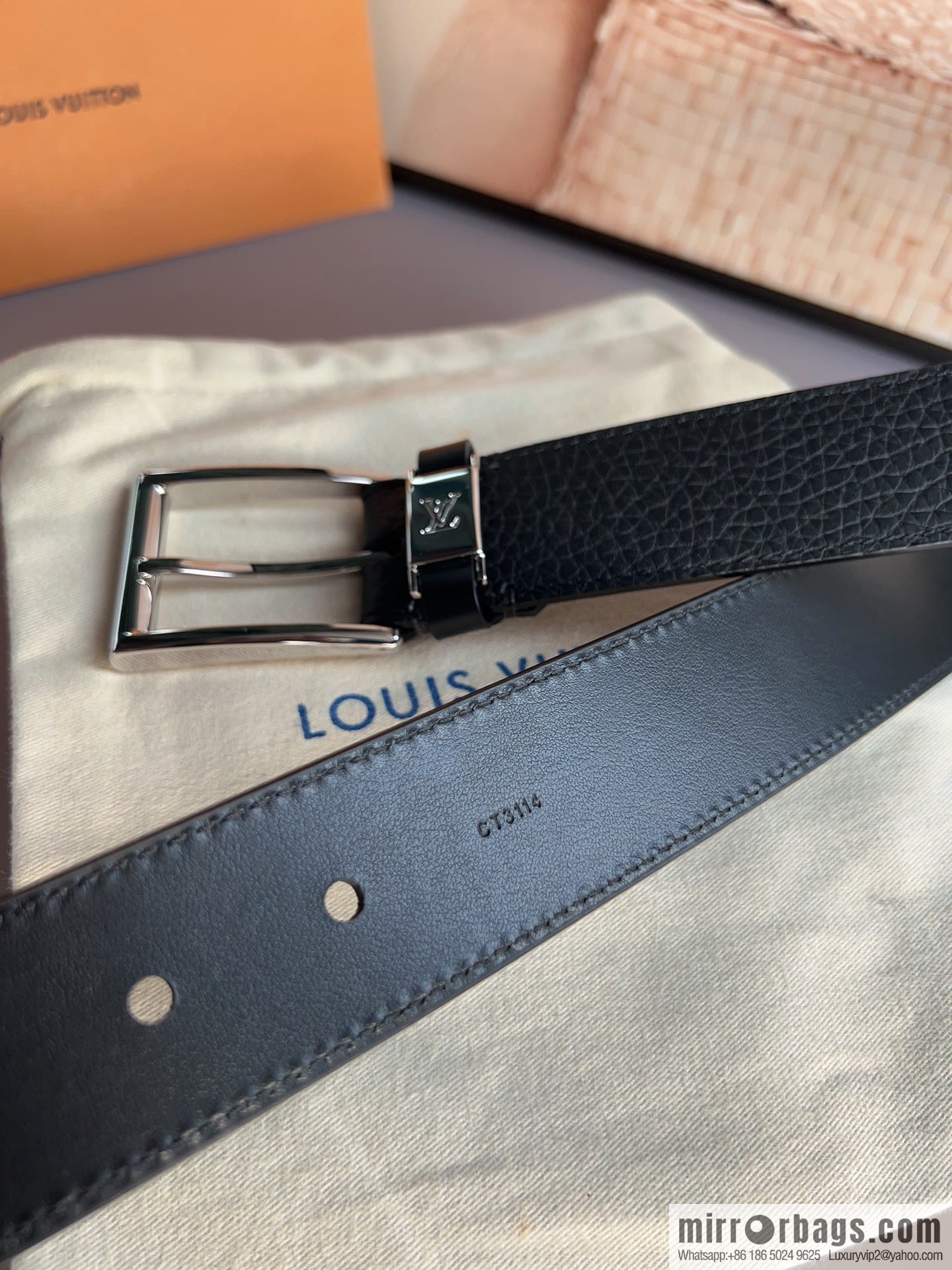 LV/Louis Vuitton, Metal Buckle Men's 35mm Vendome Belt
