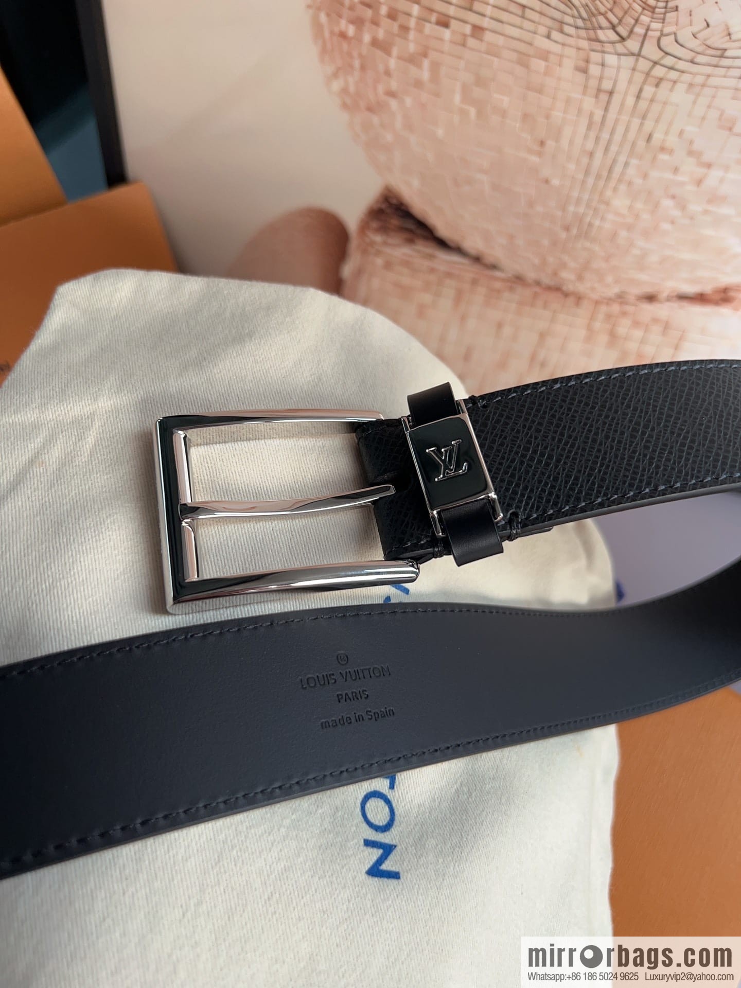 LV/Louis Vuitton, Metal Buckle Men's 35mm Vendome Belt