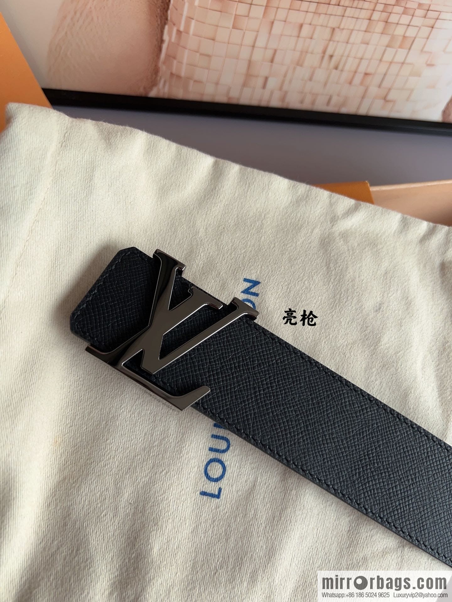 LV/Louis Vuitton, Italy imported high-quality leather hardware men's 4.0cm belt