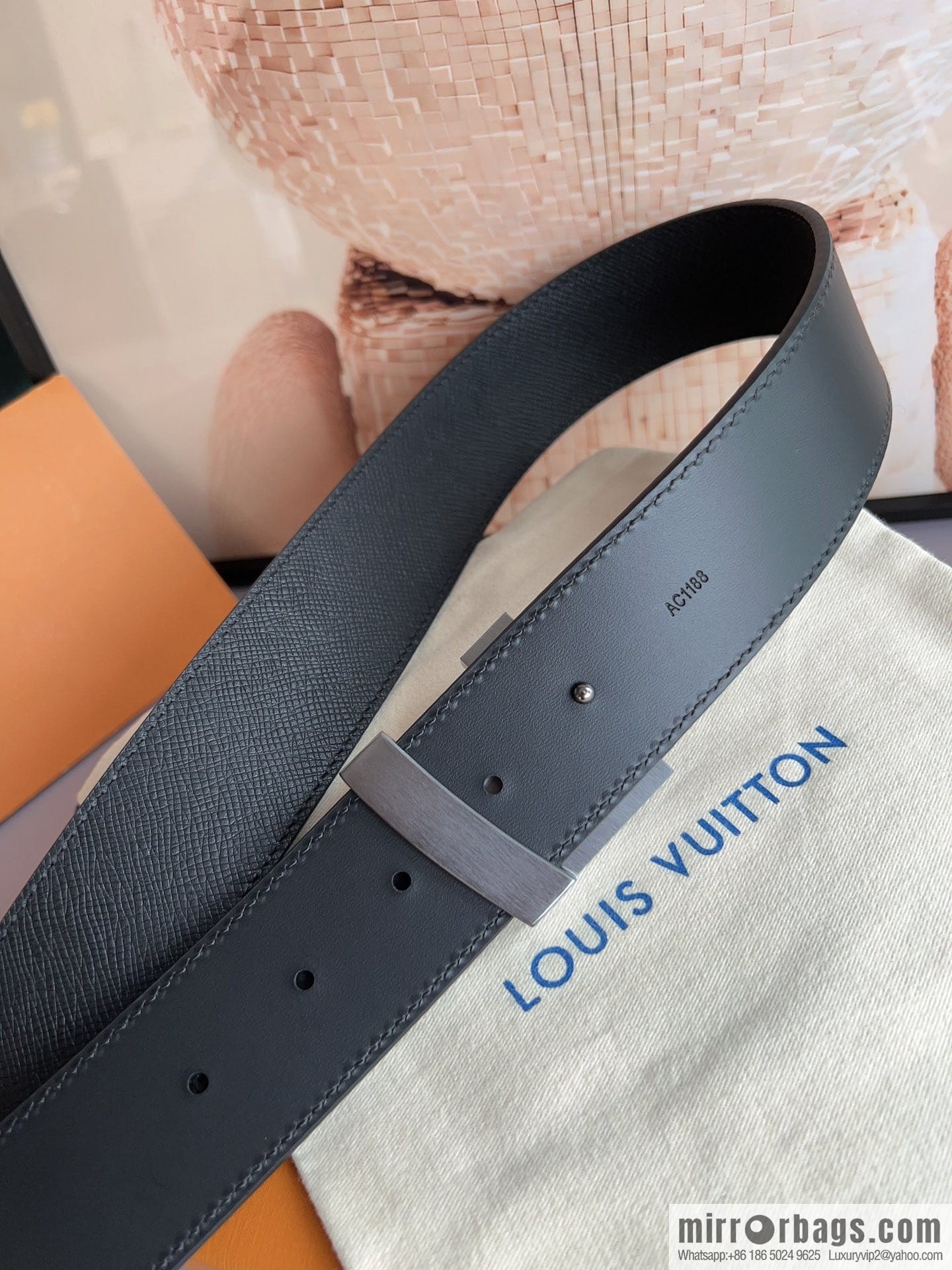 LV/Louis Vuitton, selected Italian imported high-quality leather hardware craftsmanship men's 4.0cm belt
