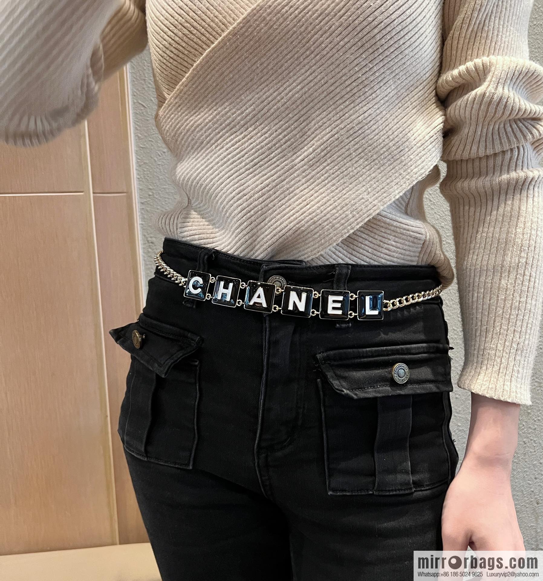 New ☑️ Chanel square letter waist chain belt