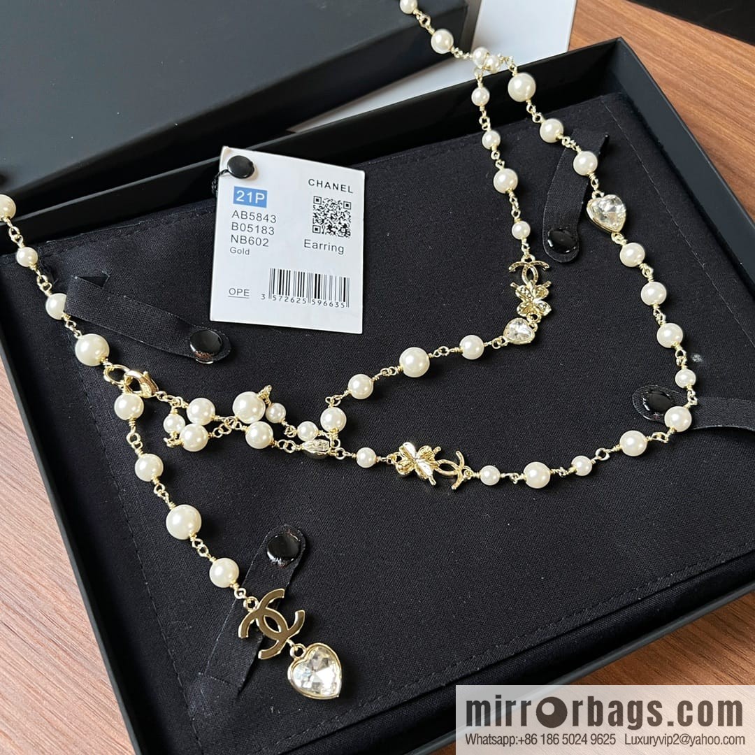 New ☑️ CHANEL CHANEL Double C Peach Heart Clover Pearl Waist Chain Belt