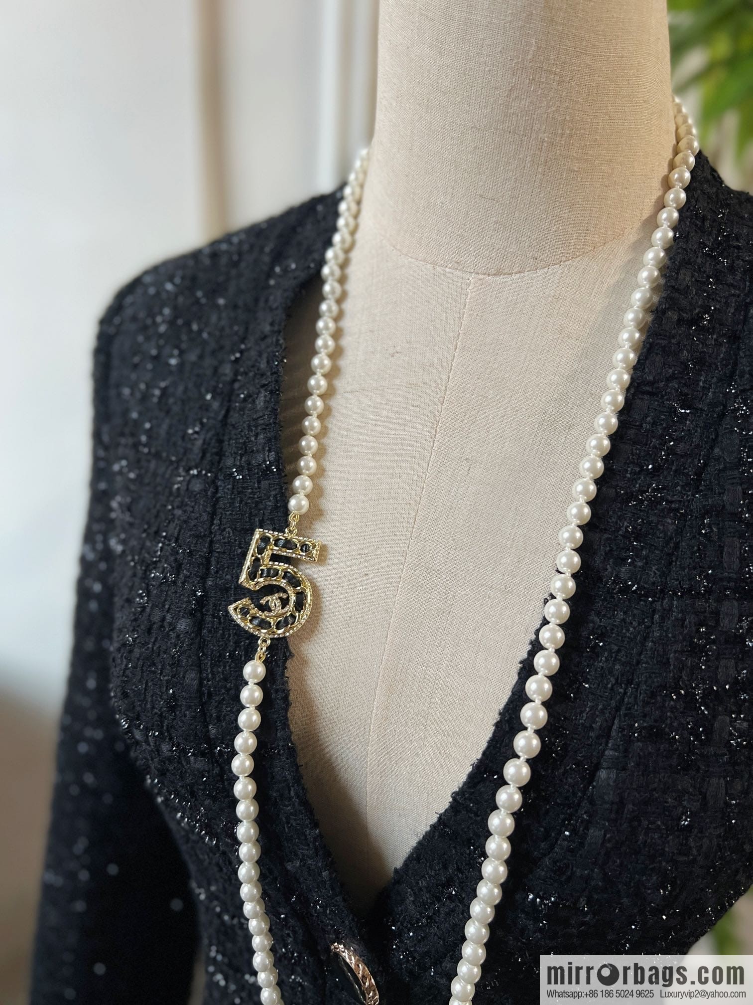 New ☑️ Chanel double c black leather rope 5 character pearl sweater chain necklace