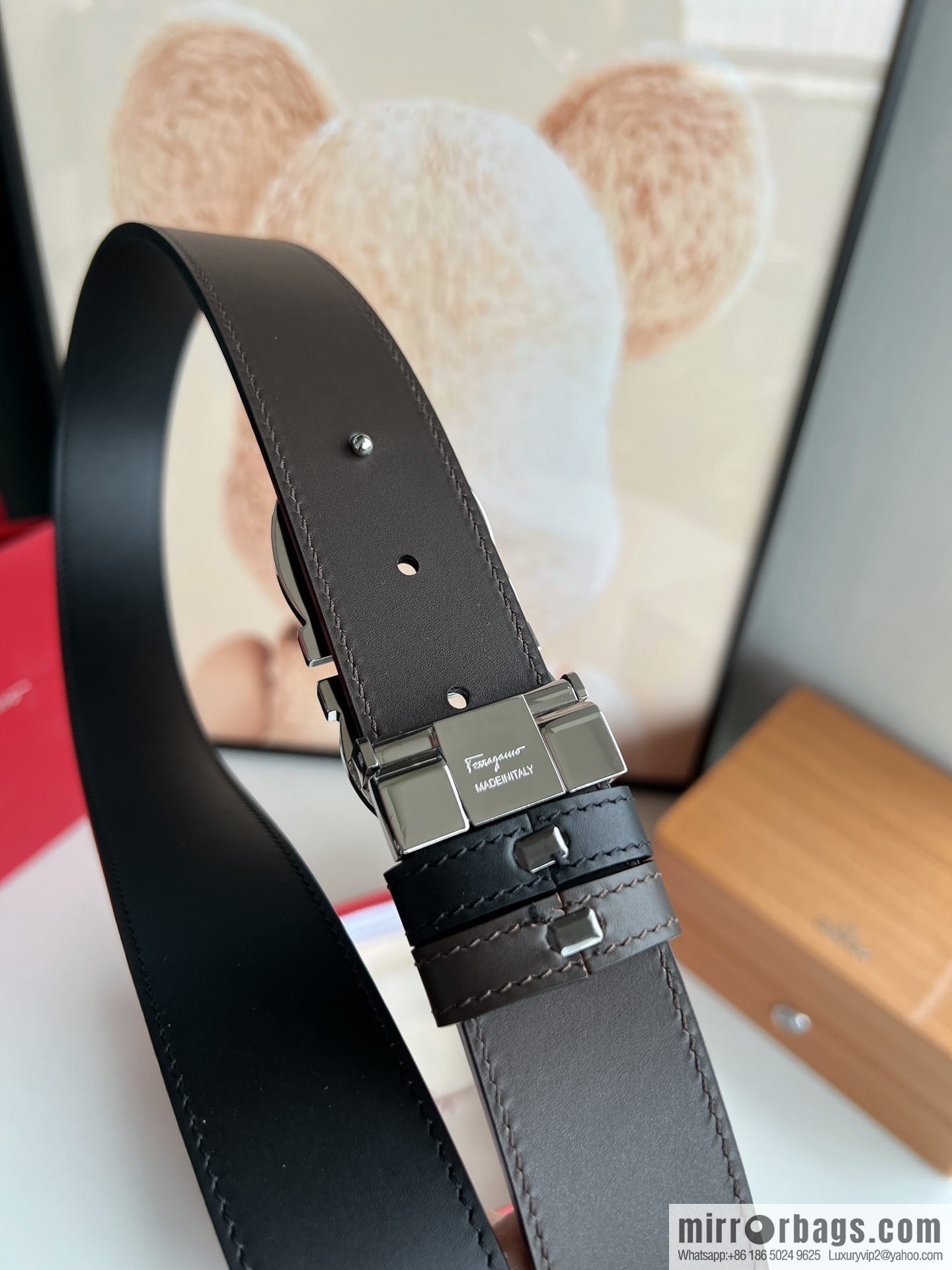 Ferragamo Ferragamo, stainless steel figure 8 metal clasp top layer cowhide men's 3.5cm belt