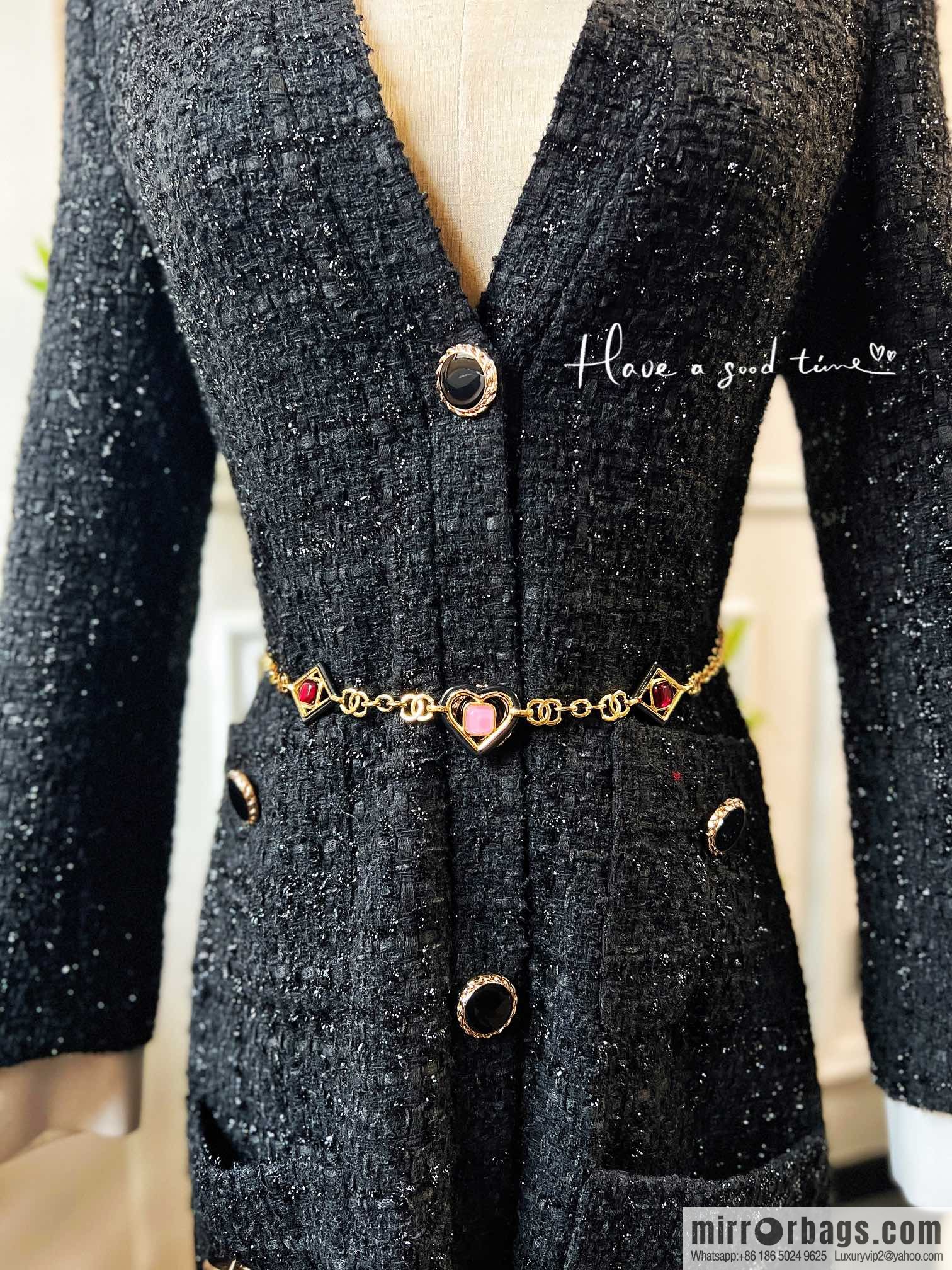 New ☑️ Chanel love peach heart diamond waist chain belt