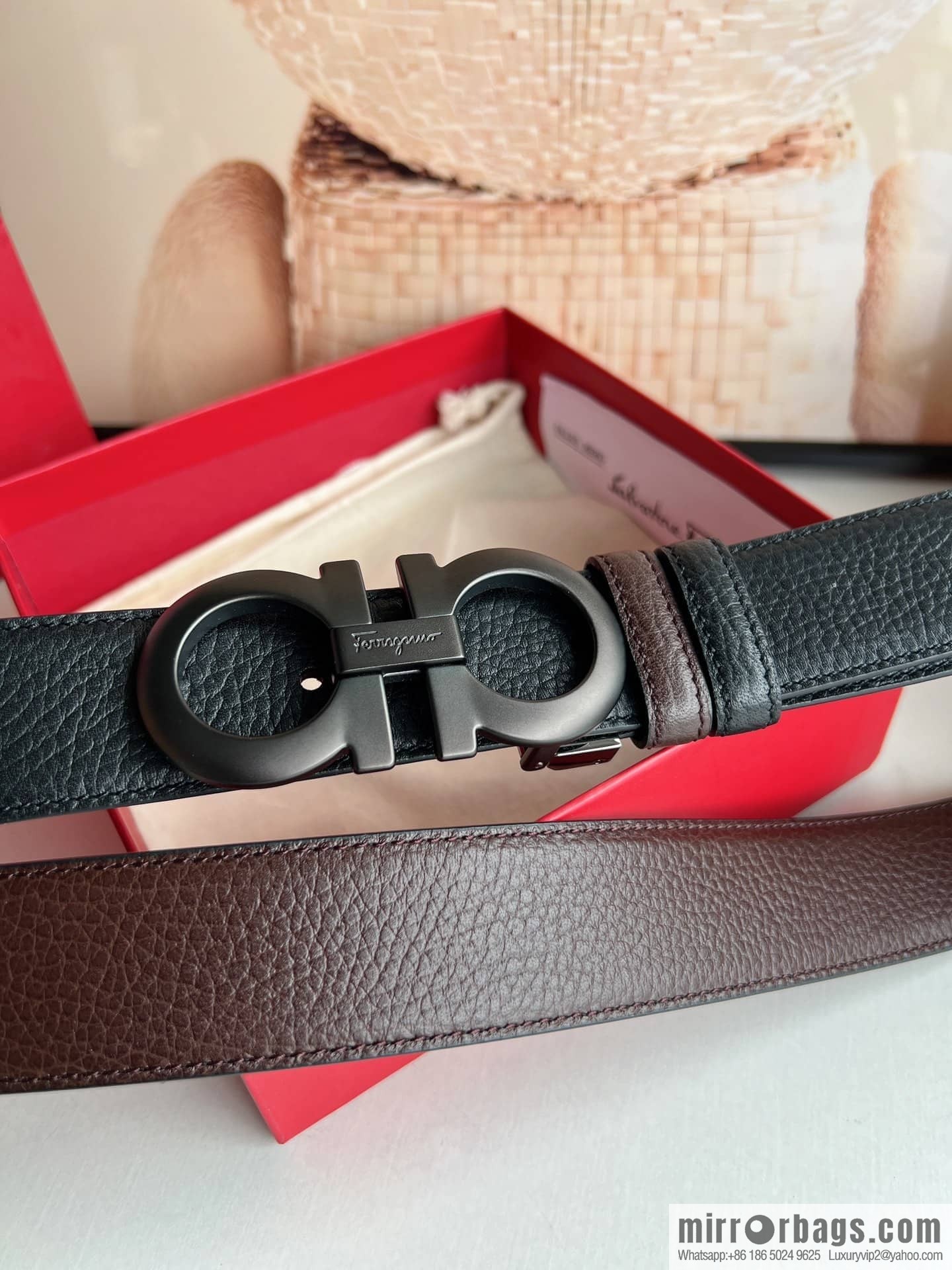 Ferragamo Ferragamo, exquisite figure 8 metal clasp top layer cowhide texture belt 3.5cm
