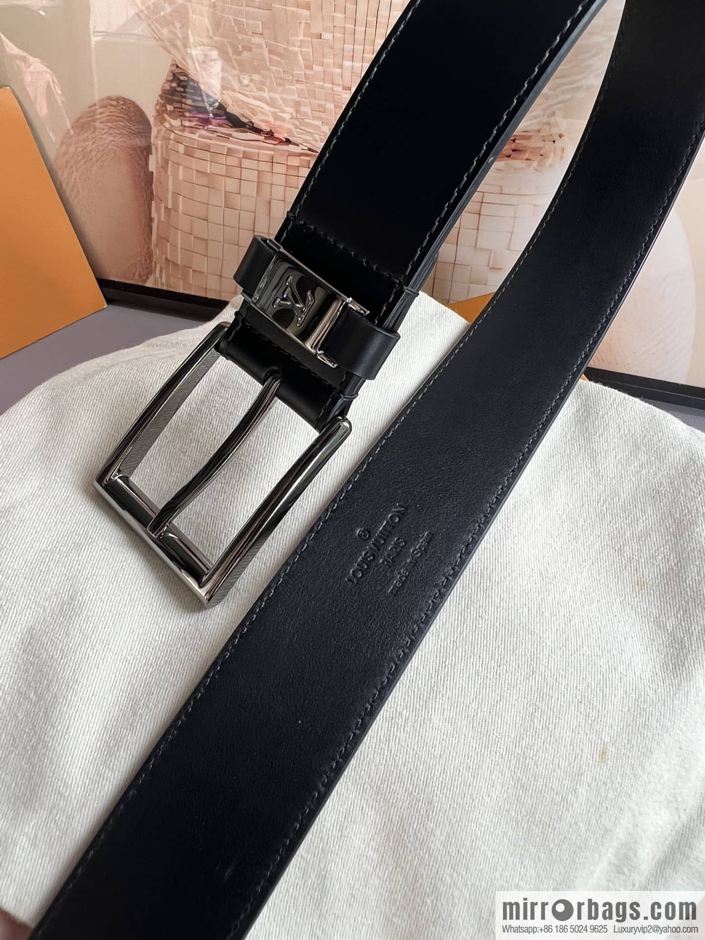 LV/Louis Vuitton, Men's Vendome Belt with Letter Inscription