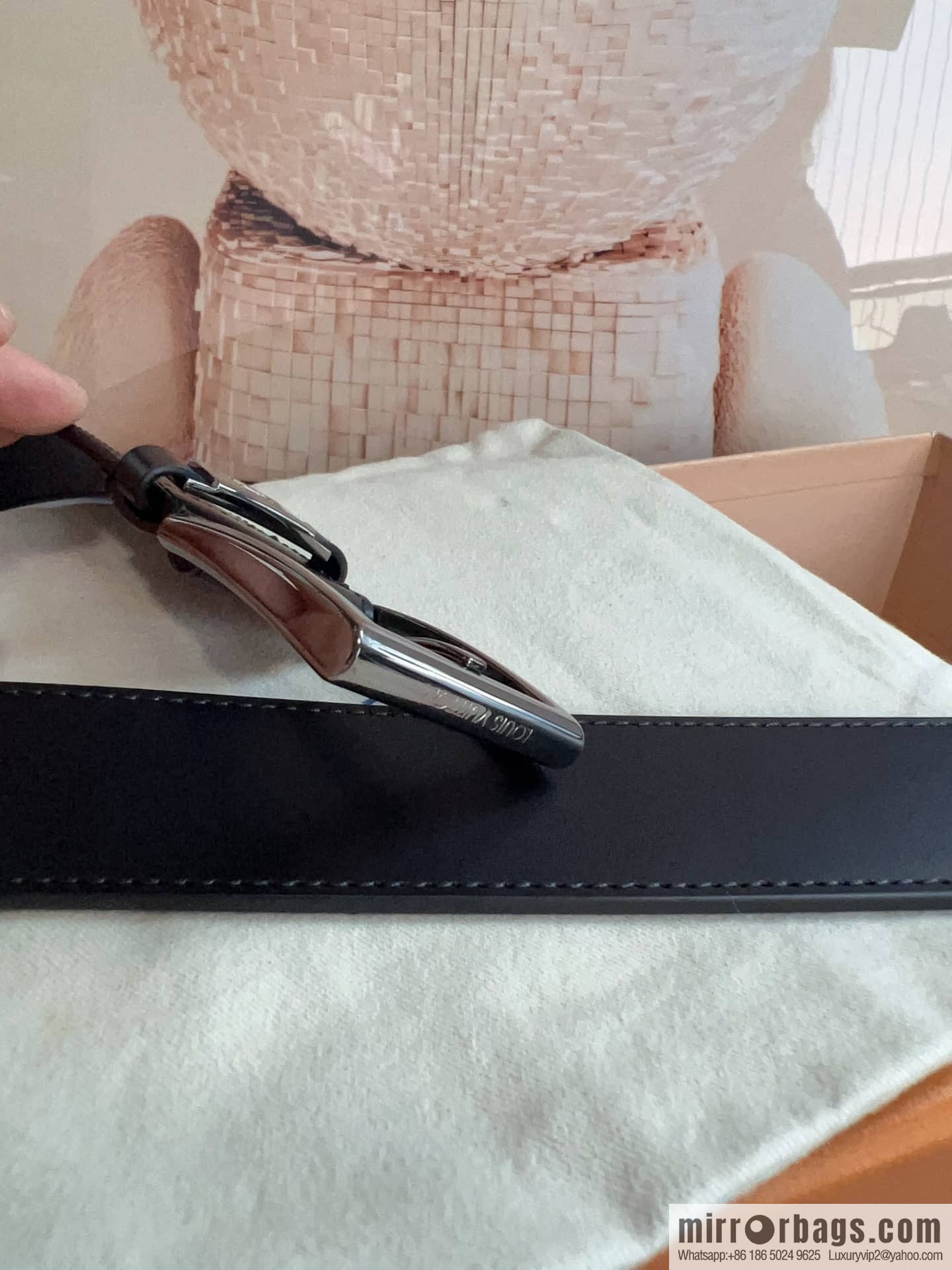 LV/Louis Vuitton, Men's Vendome Belt with Letter Inscription