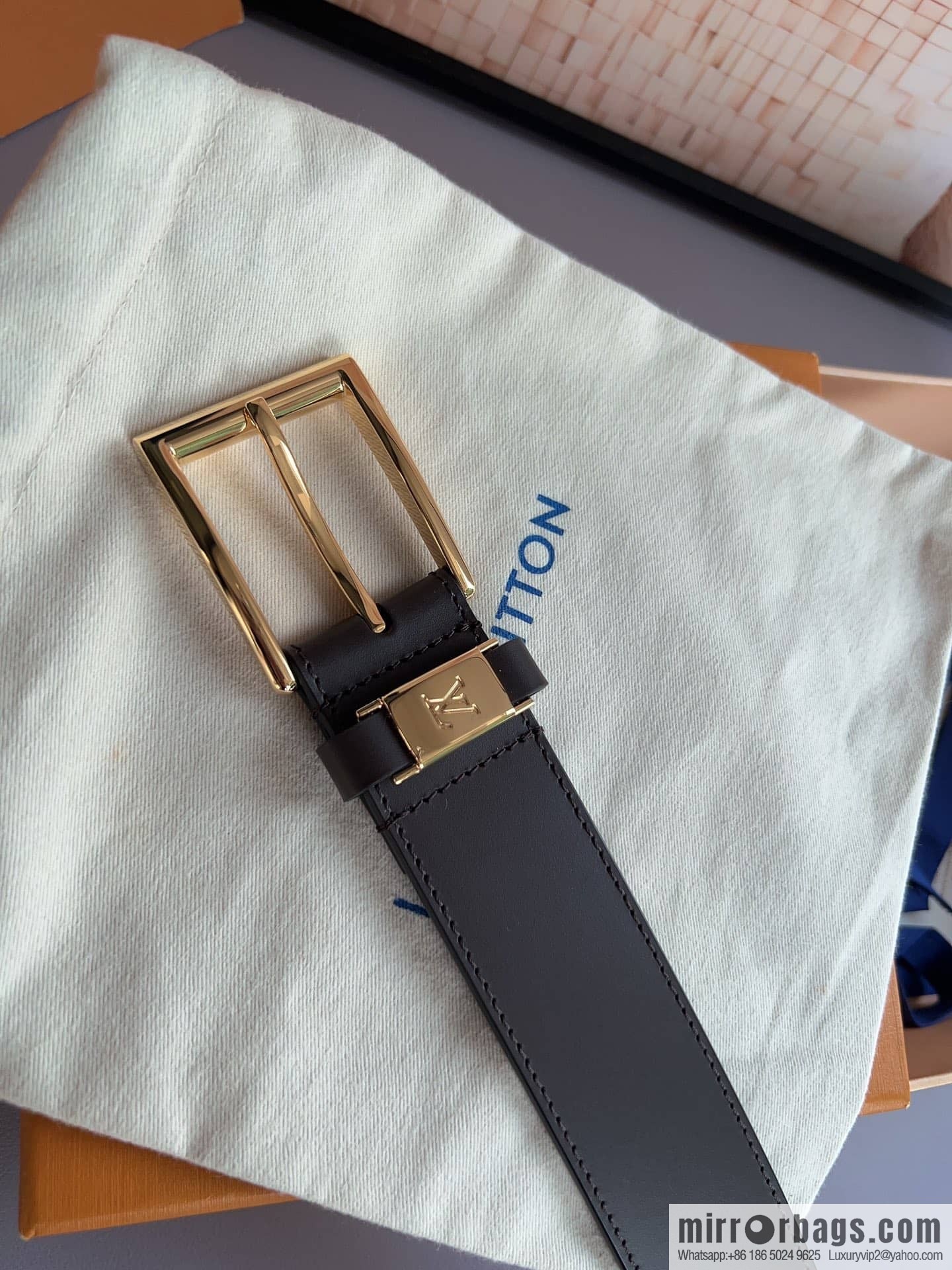 LV/Louis Vuitton, Men's Vendome Belt with Letter Inscription