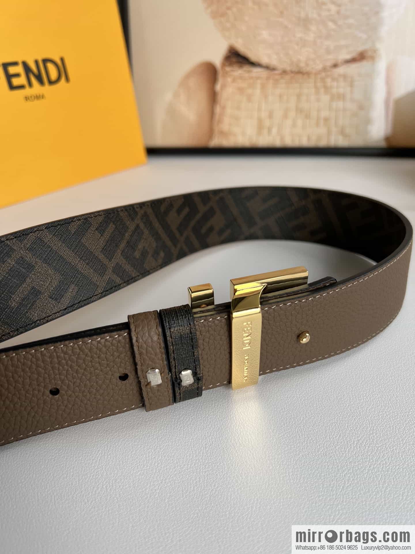 FENDI's latest extraordinary creative gradual change printing dark blue double FF cowhide belt 4.0cm