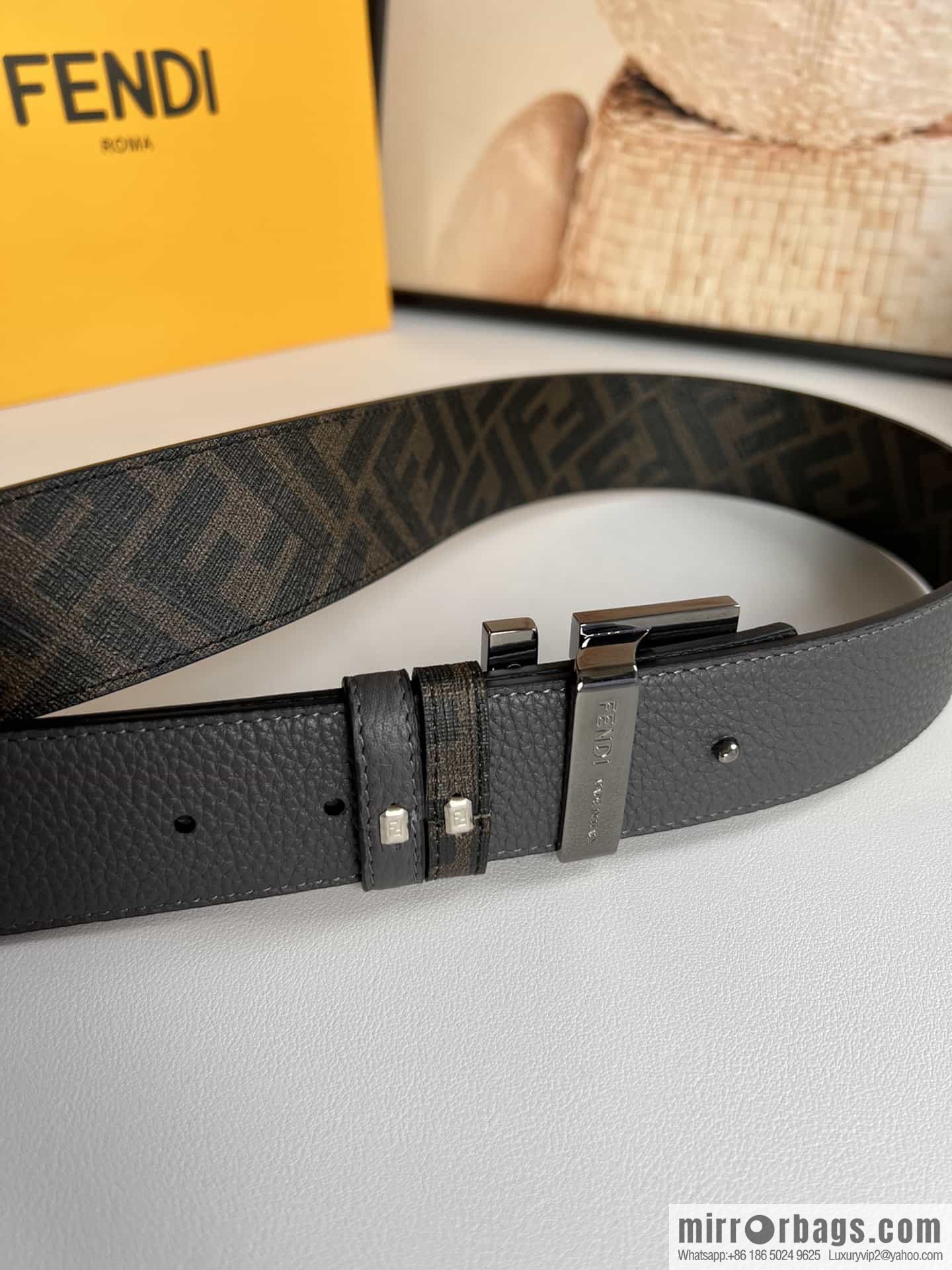 FENDI's latest extraordinary creative gradual change printing dark blue double FF cowhide belt 4.0cm