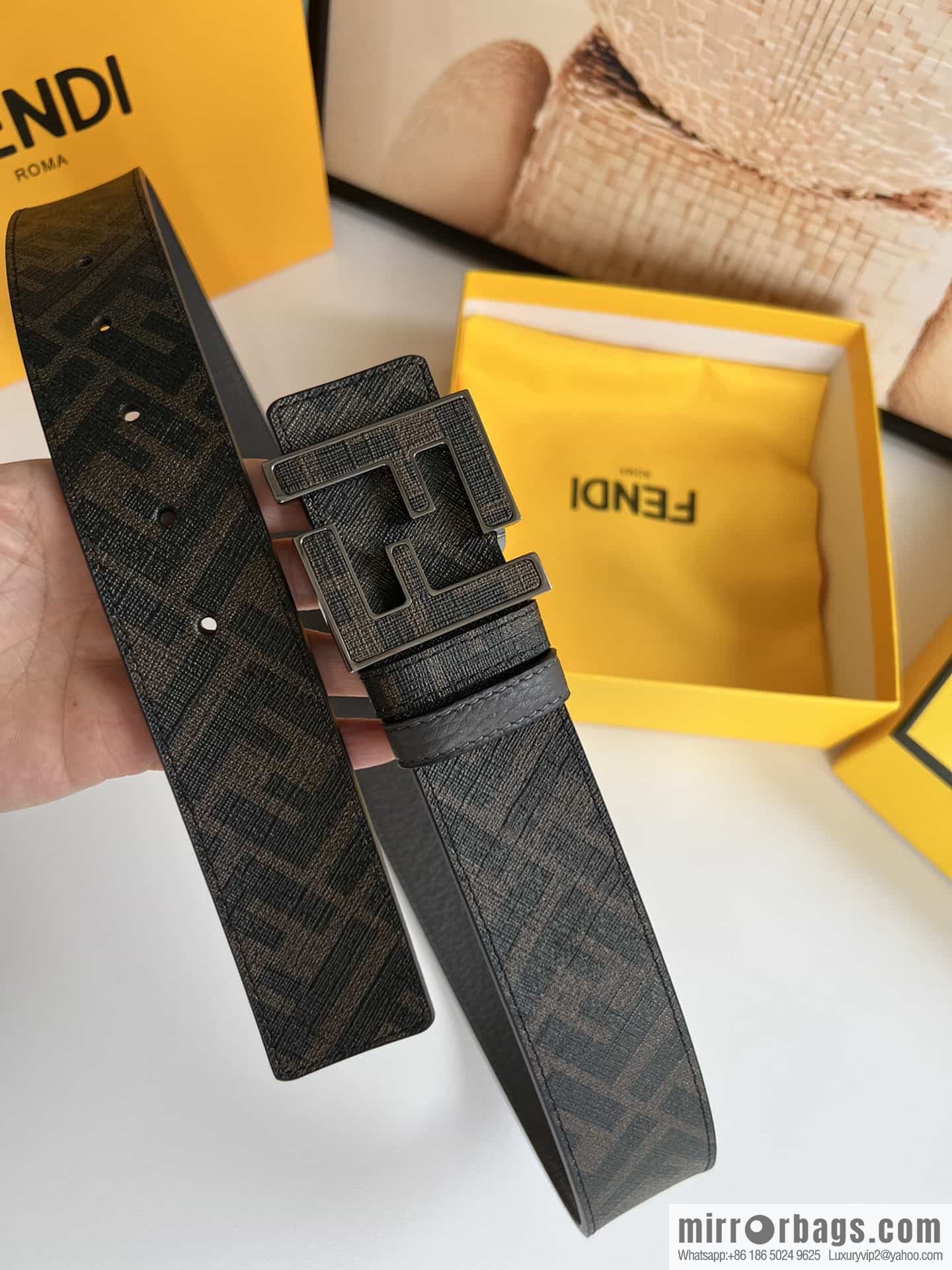 FENDI's latest extraordinary creative gradual change printing dark blue double FF cowhide belt 4.0cm