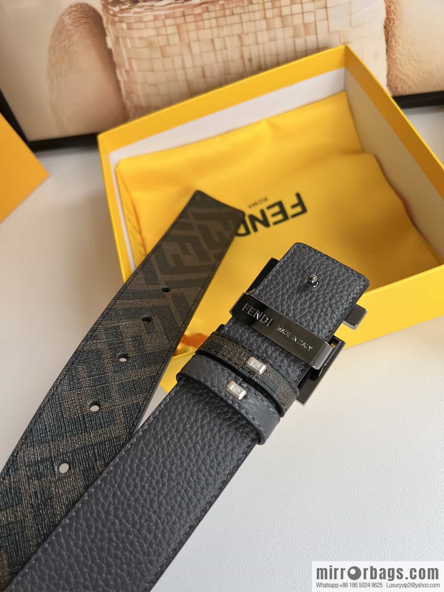 FENDI's latest extraordinary creative gradual change printing dark blue double FF cowhide belt 4.0cm