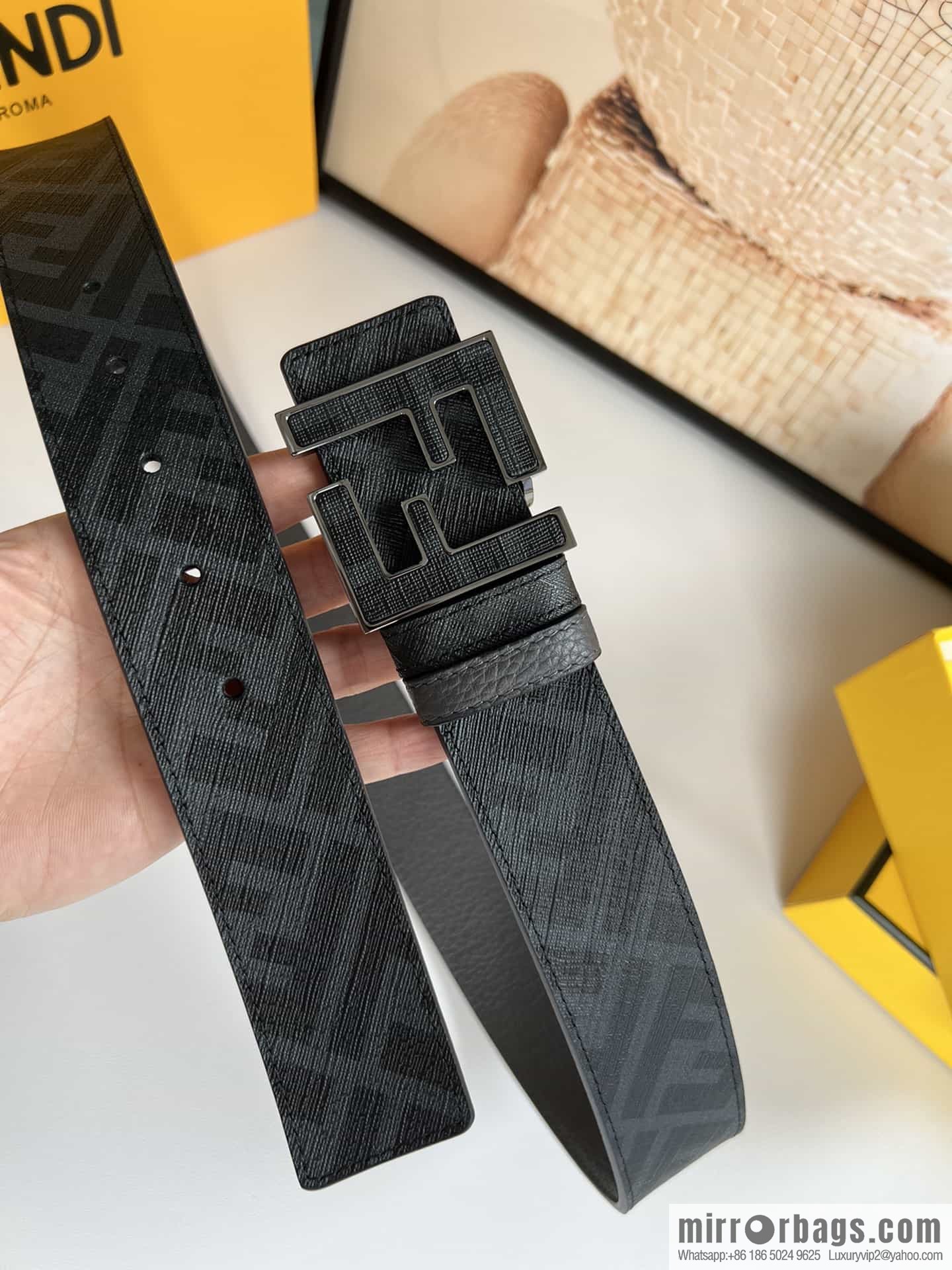FENDI's latest extraordinary creative gradual change printing dark blue double FF cowhide belt 4.0cm