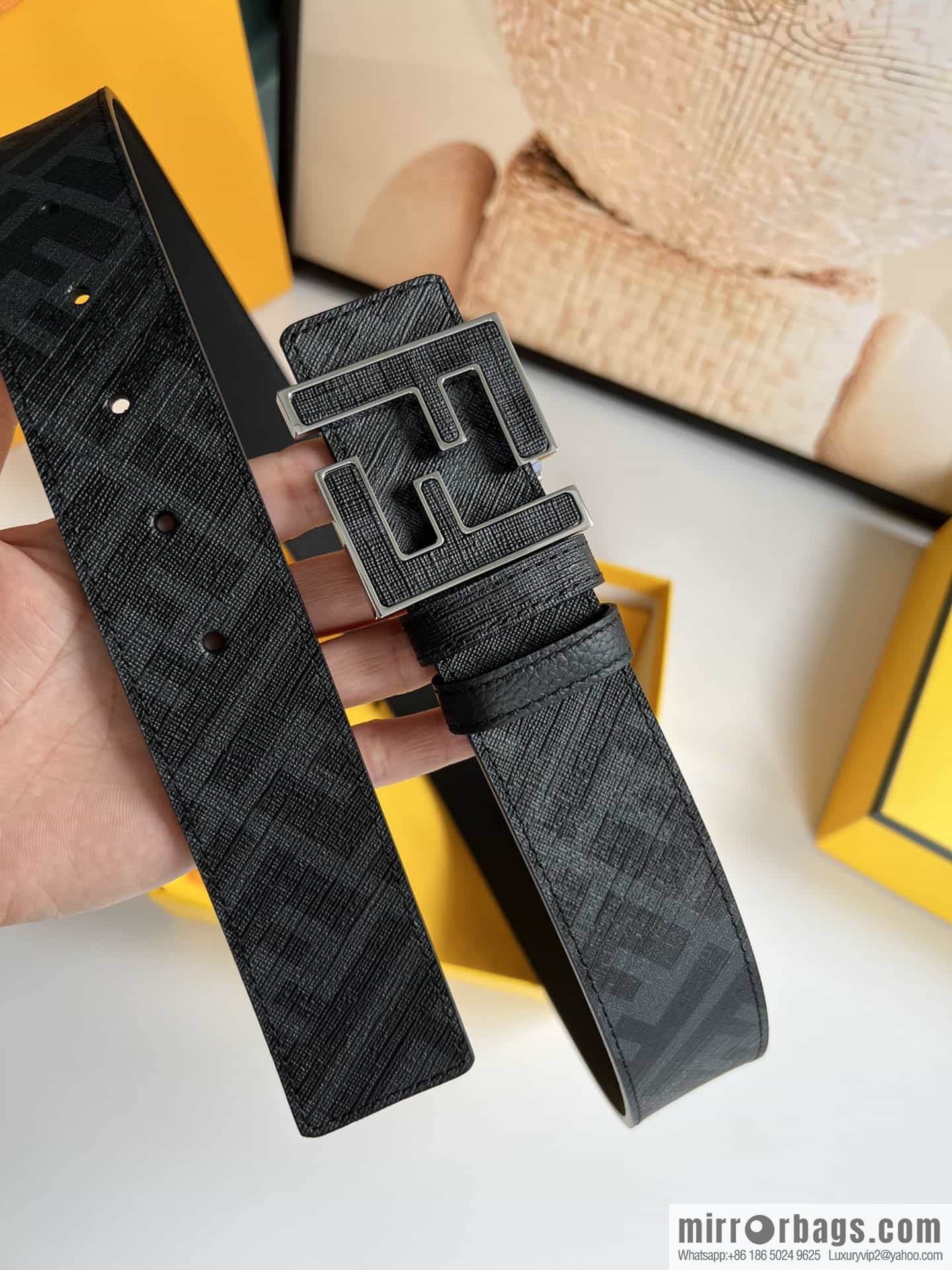 FENDI's latest extraordinary creative gradual change printing dark blue double FF cowhide belt 4.0cm