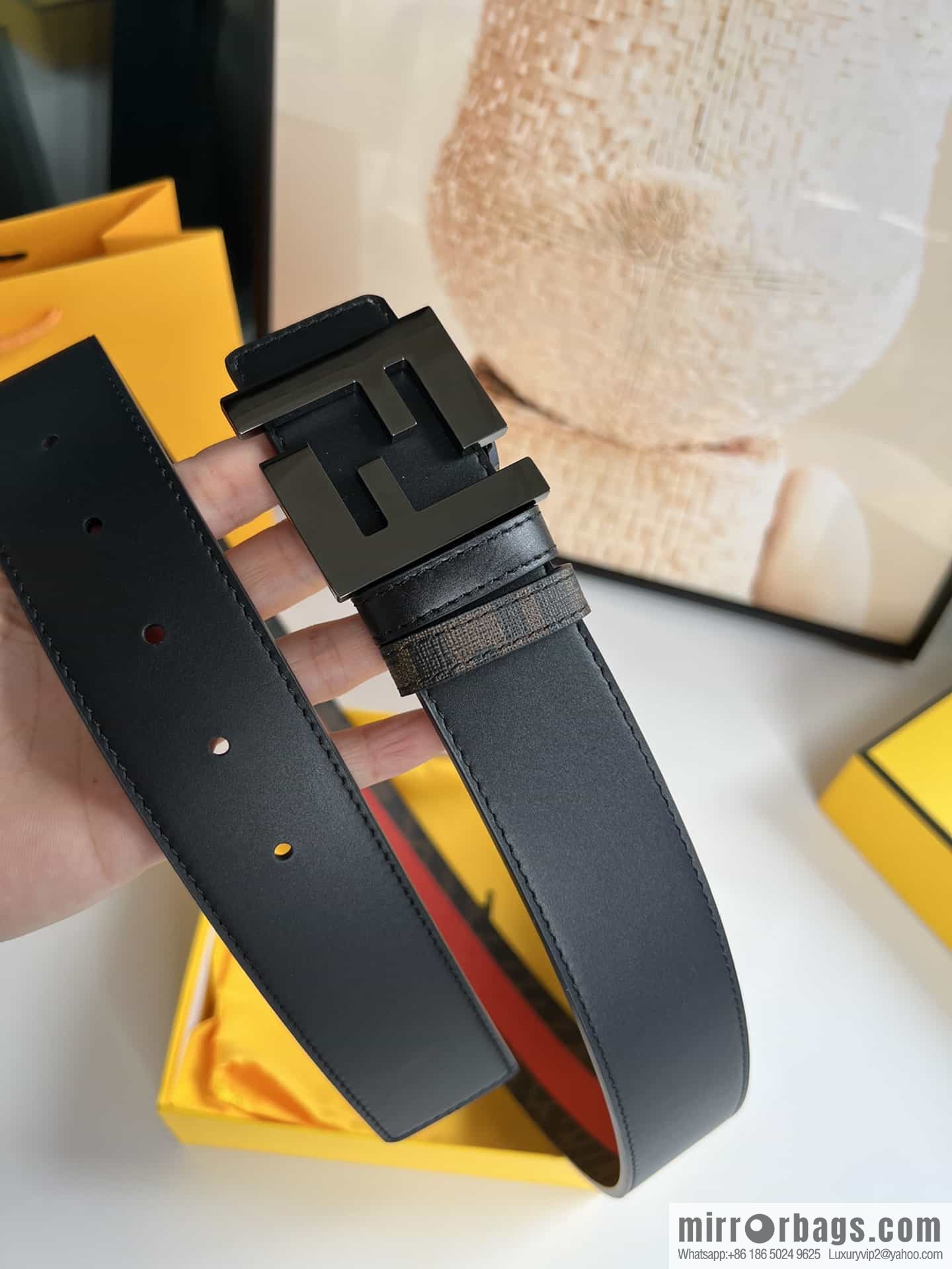 FENDI's latest extraordinary creative gradual change printing dark blue double FF cowhide belt 4.0cm