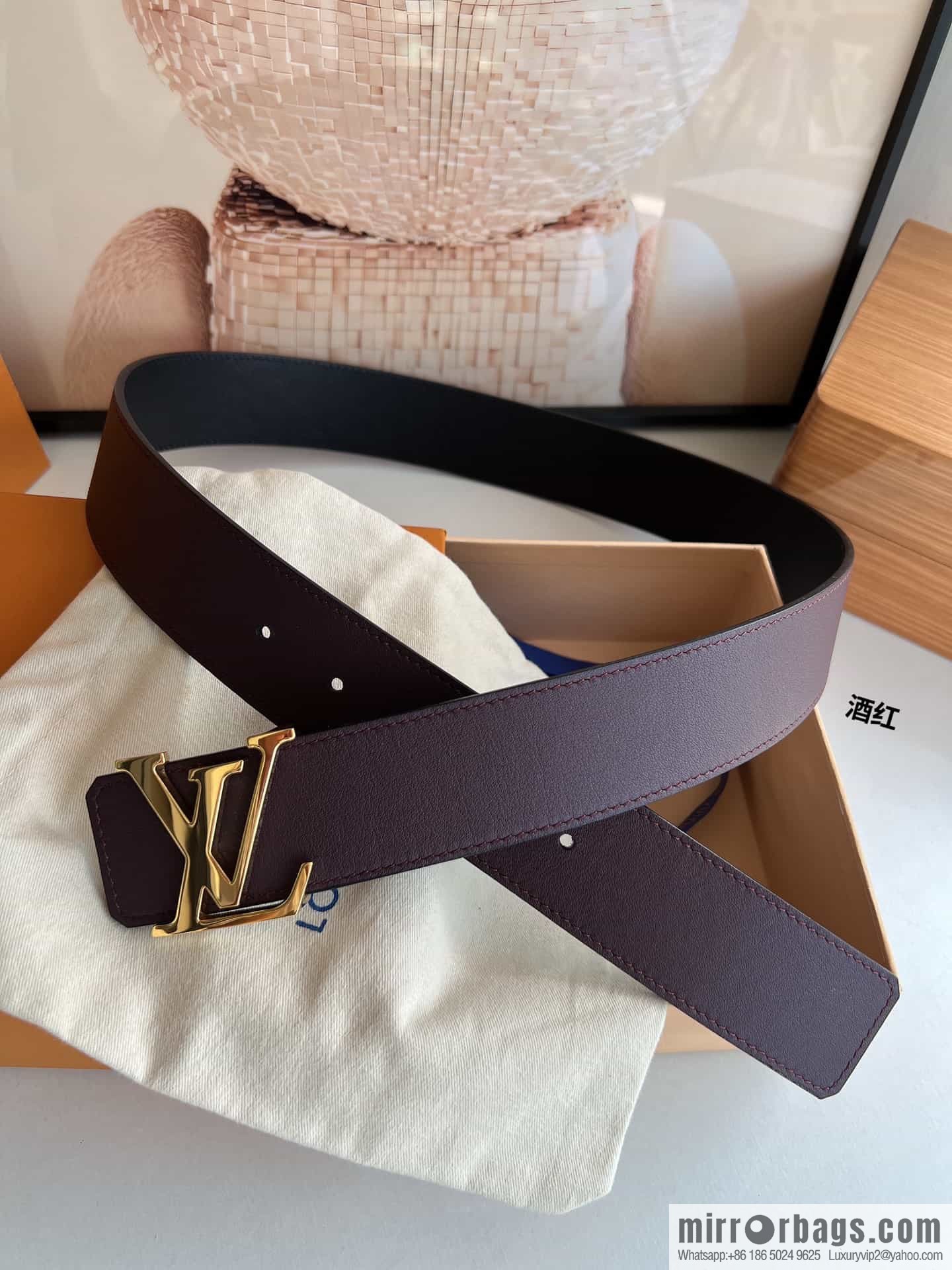 LV/Louis Vuitton, letter logo metal imported cowhide double-sided men's belt 40mm