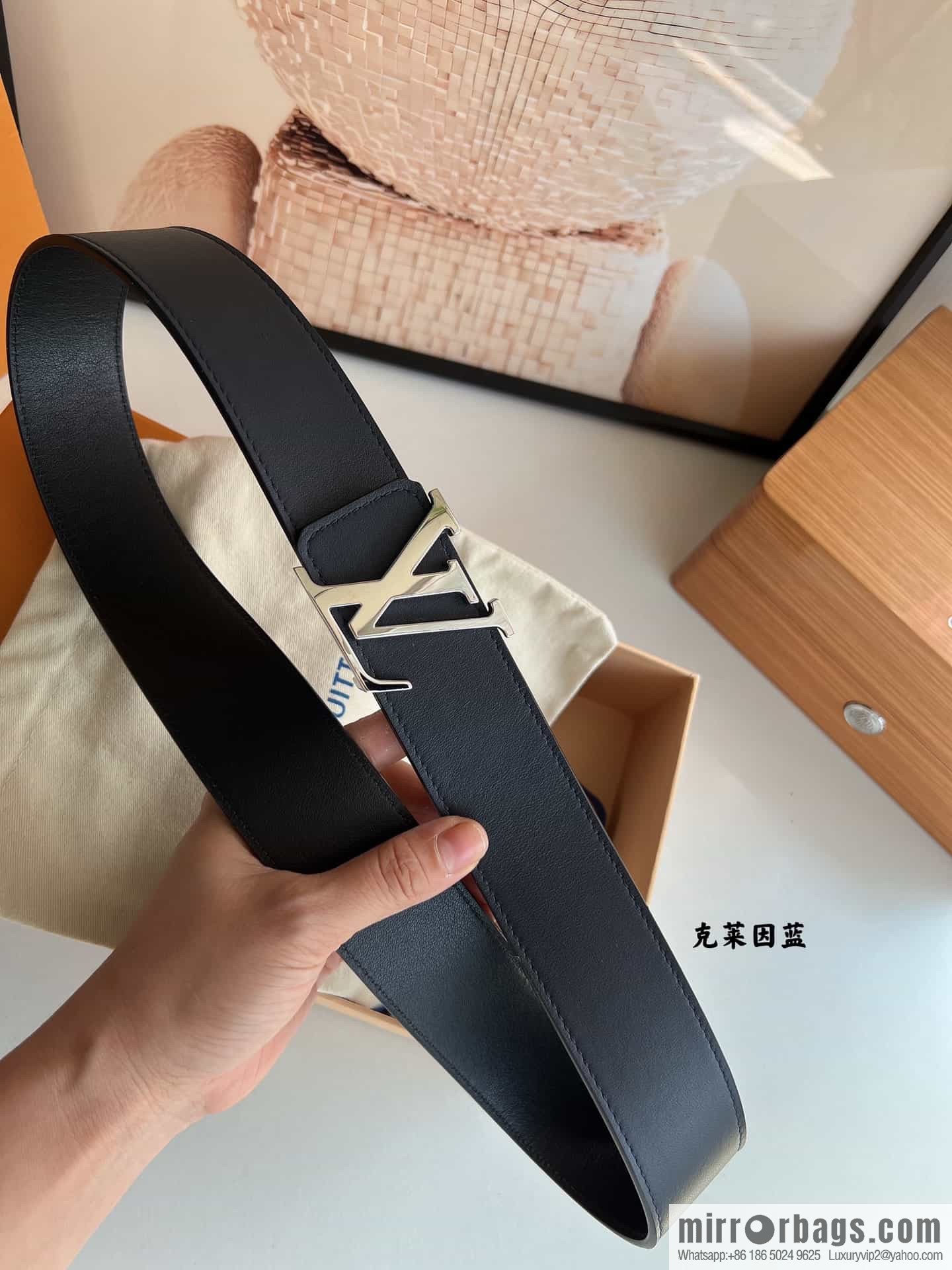 LV/Louis Vuitton, letter logo metal imported cowhide double-sided men's belt 40mm