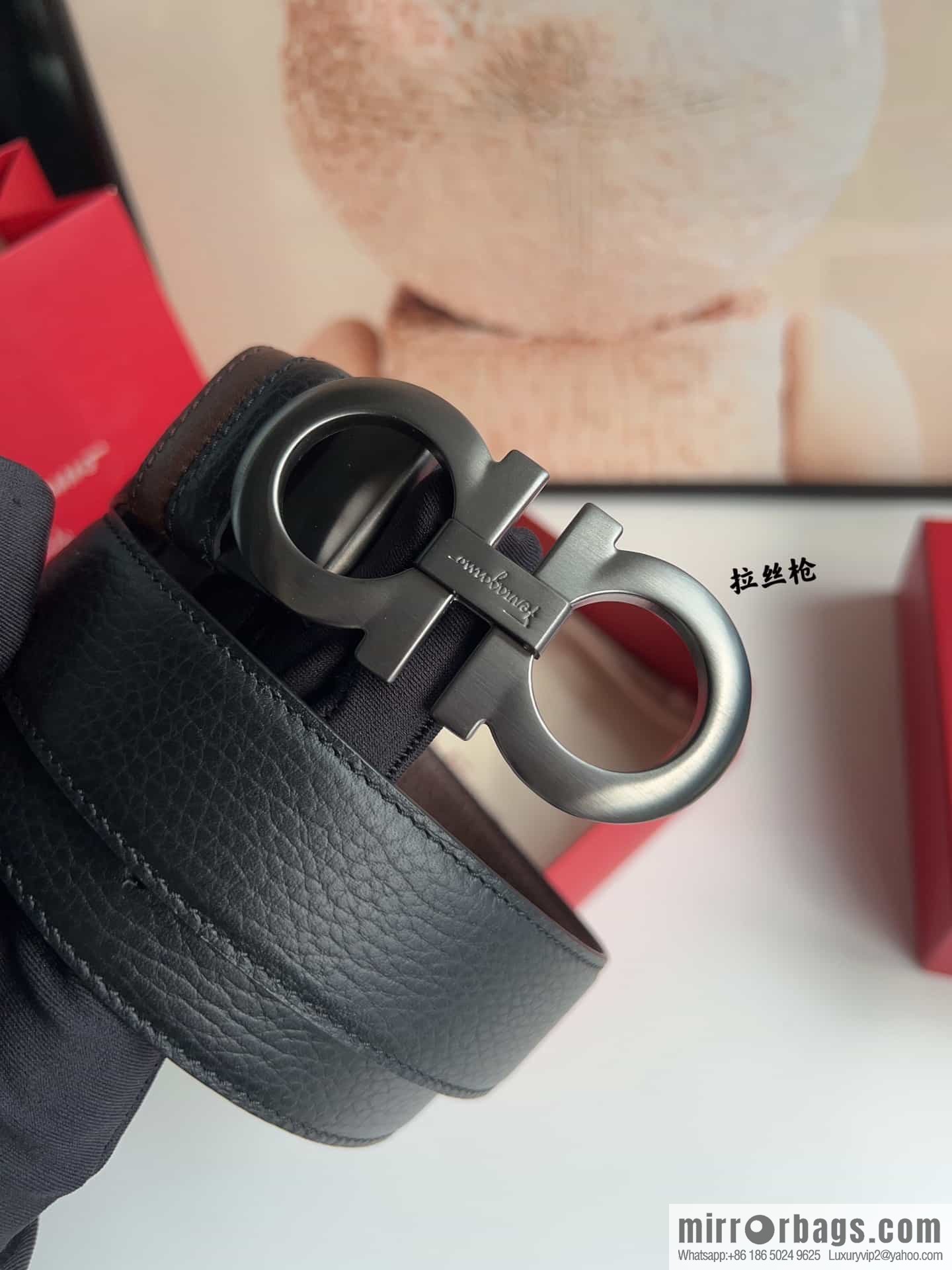 Ferragamo 8-character metal clip buckle first layer cowhide texture belt 3.5cm
