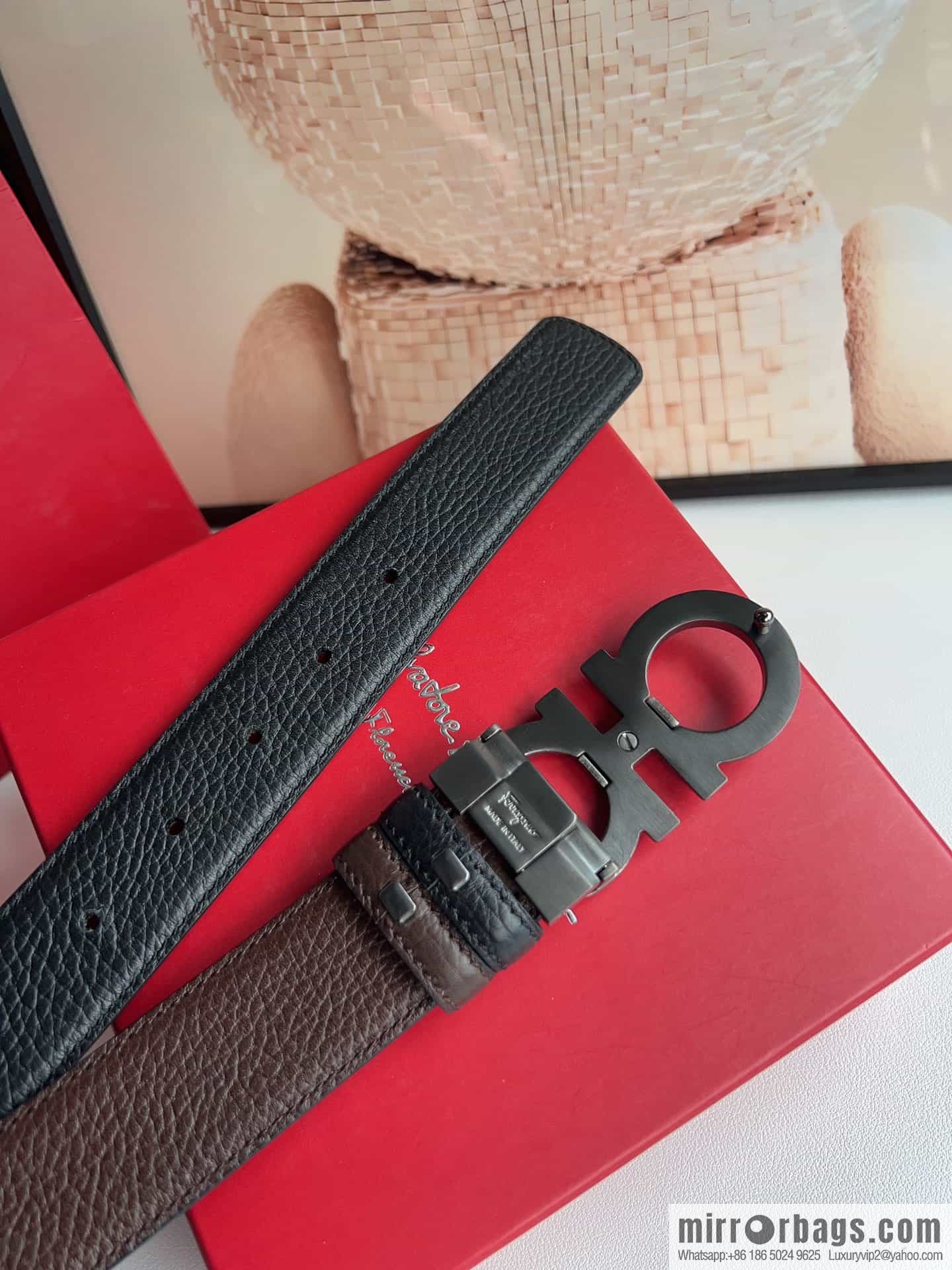 Ferragamo 8-character metal clip buckle first layer cowhide texture belt 3.5cm