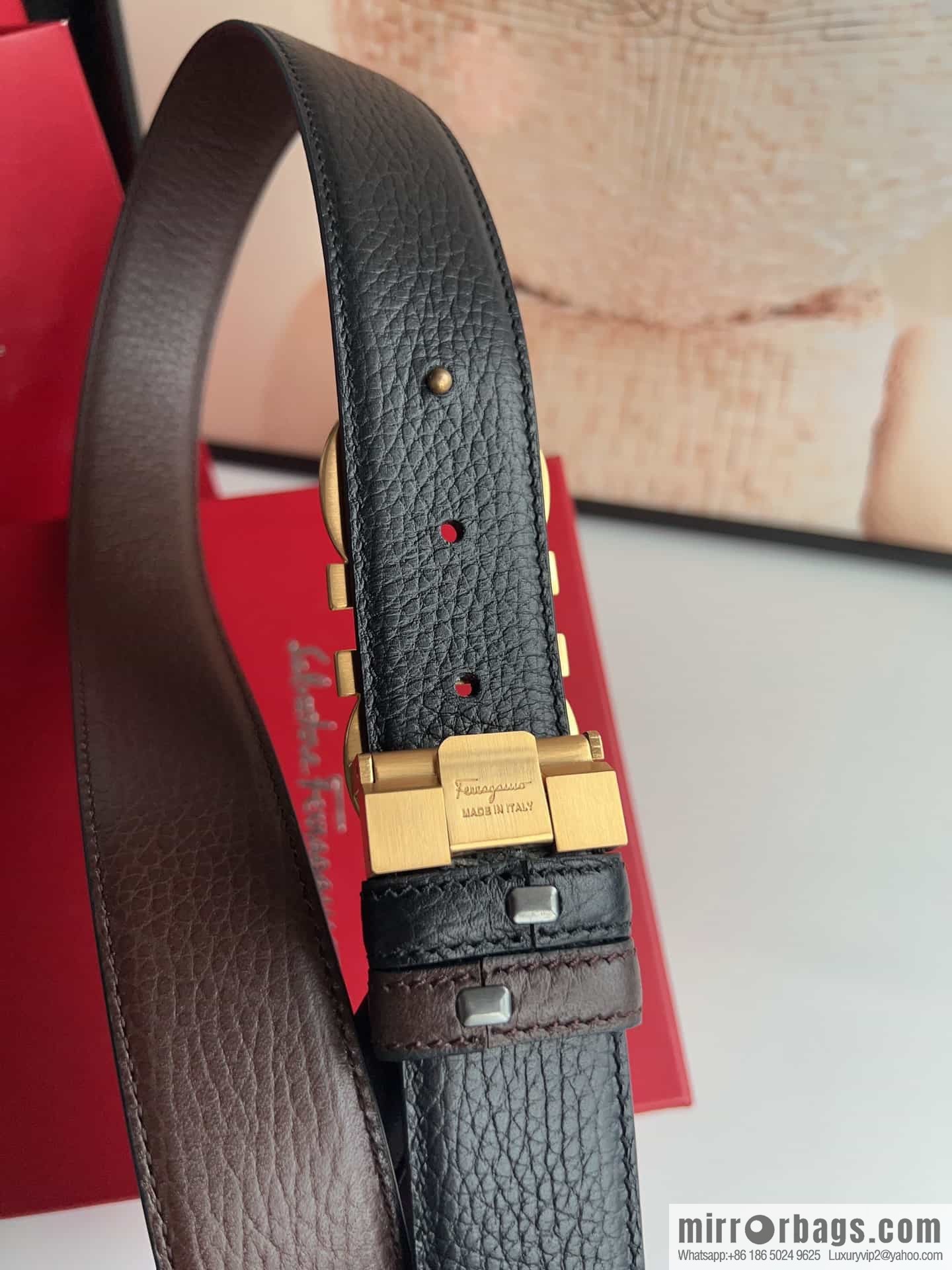 Ferragamo 8-character metal clip buckle first layer cowhide texture belt 3.5cm