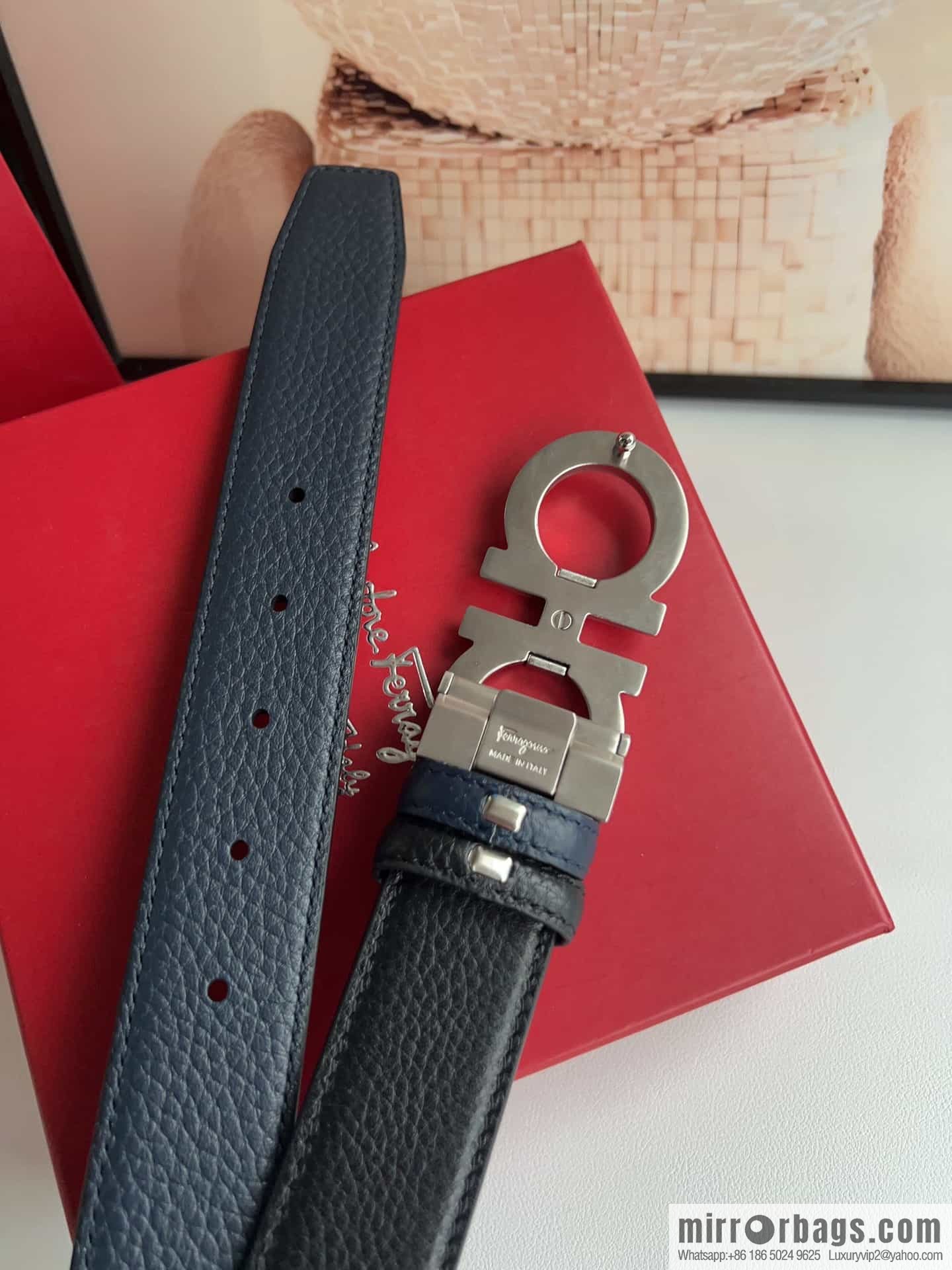 Ferragamo 8-character metal clip buckle first layer cowhide texture belt 3.5cm