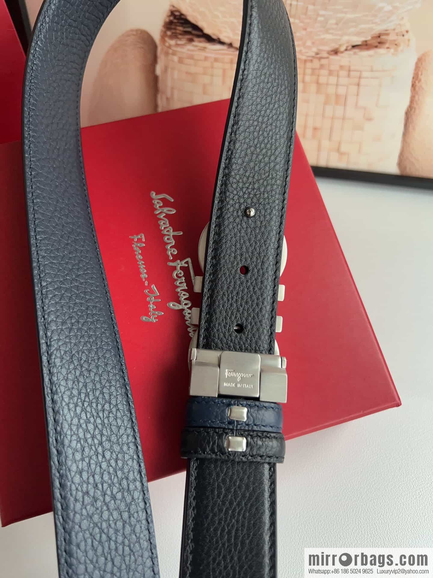 Ferragamo 8-character metal clip buckle first layer cowhide texture belt 3.5cm